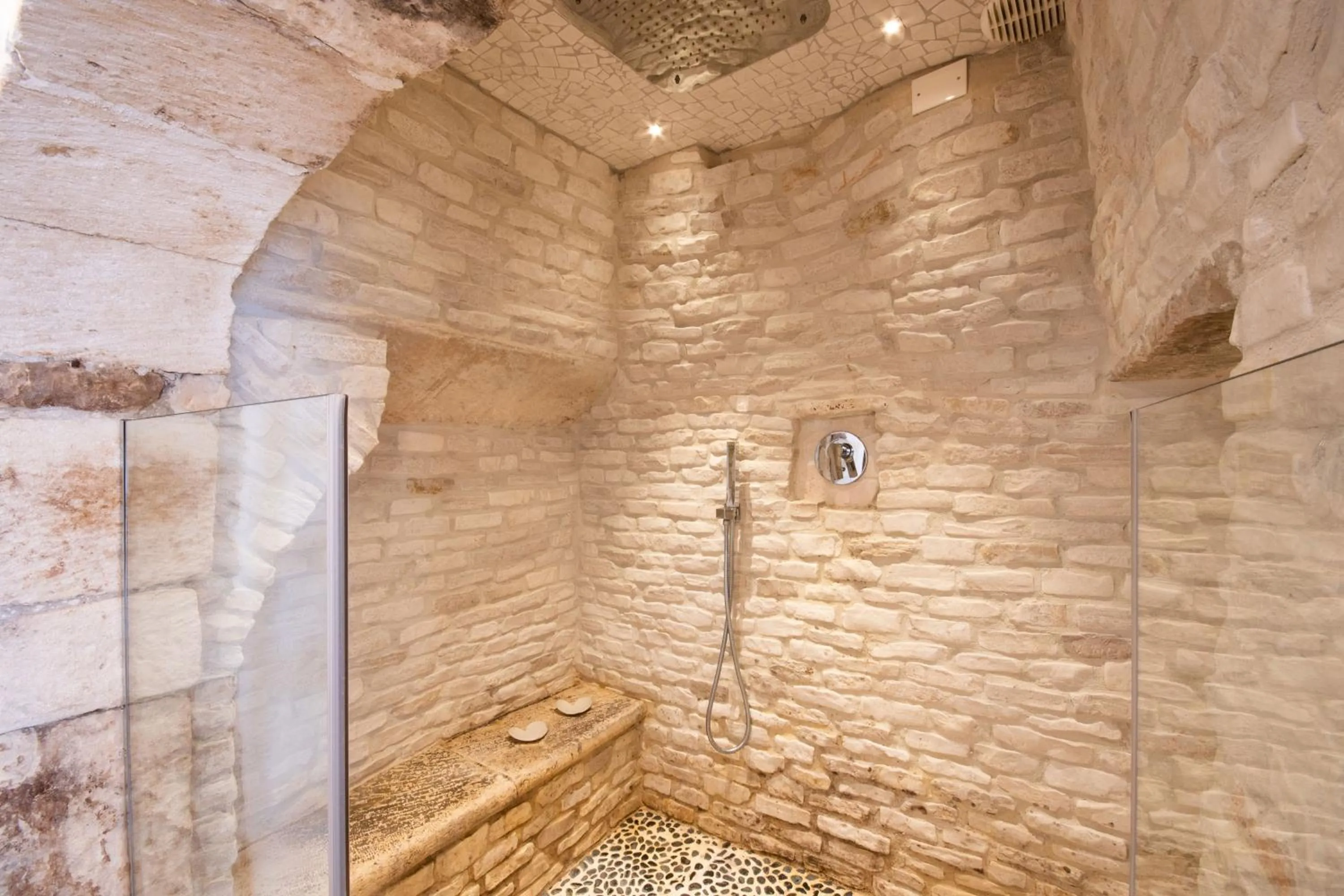 Bath in B&B Casanita