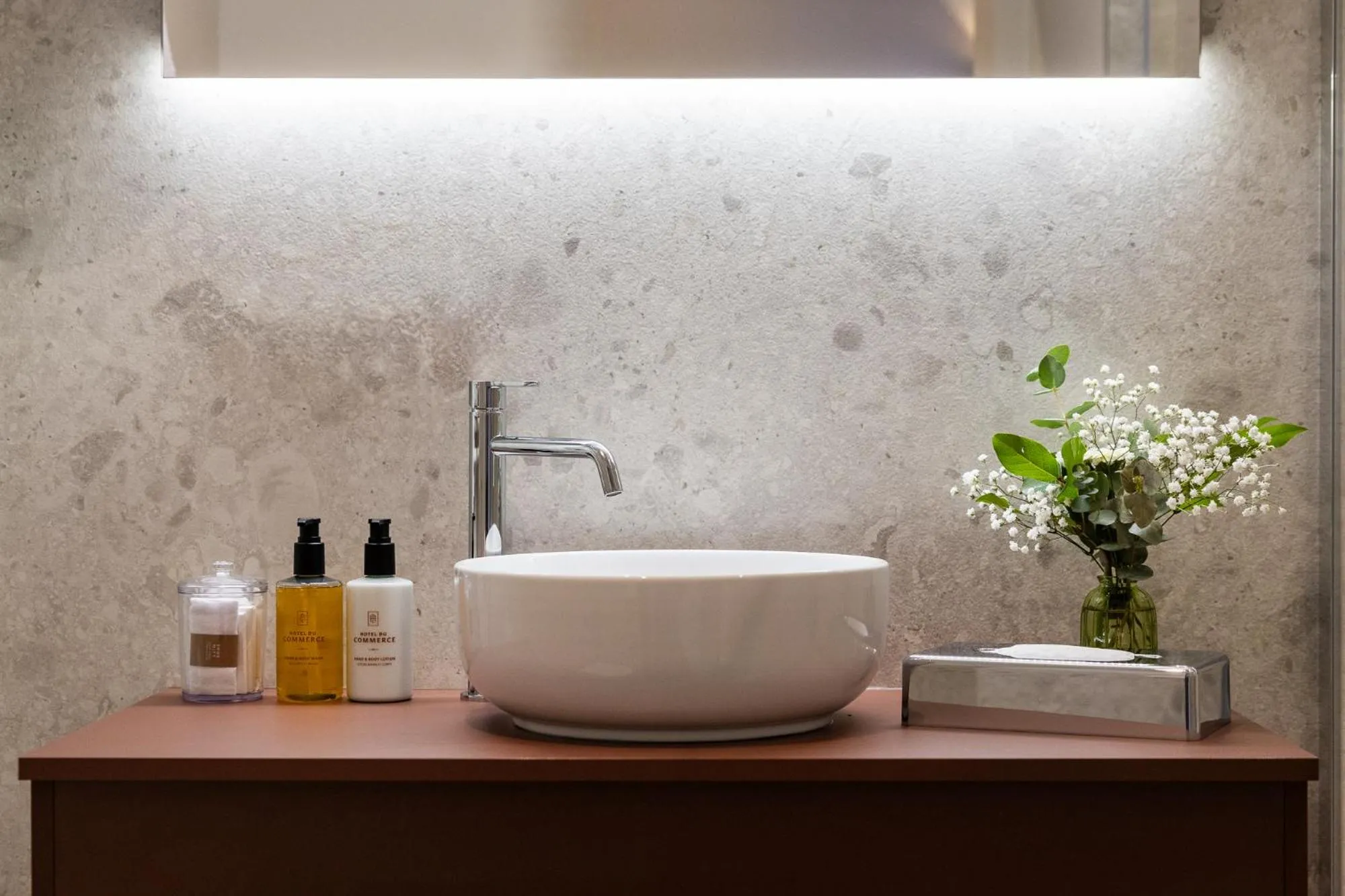 Bathroom in Hotel du Commerce