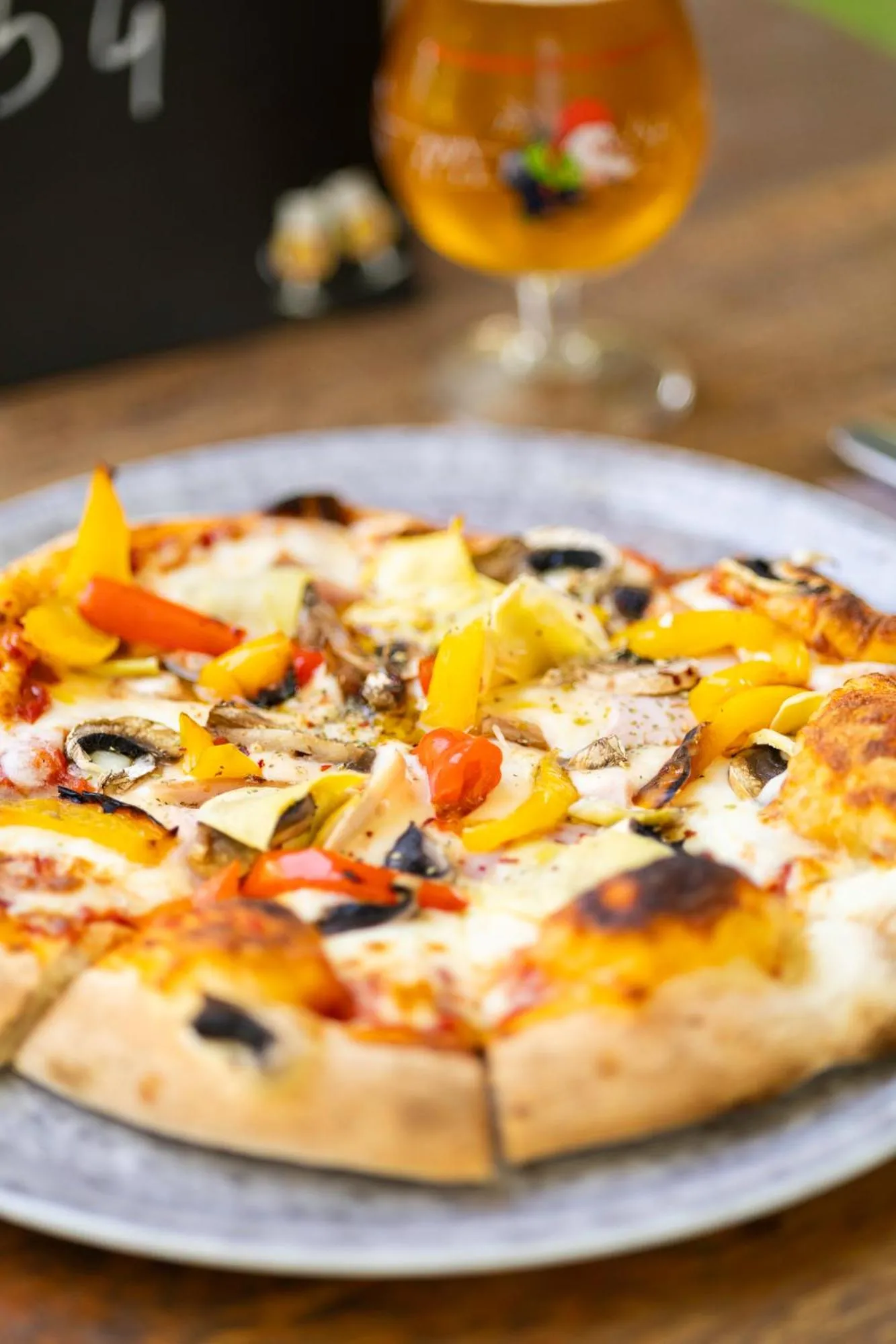 Restaurant/places to eat in Hotel du Commerce