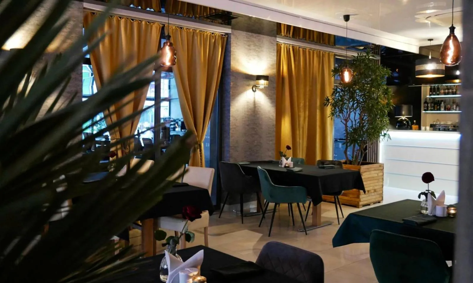 Restaurant/places to eat in Hotel Oskar Business & Spa