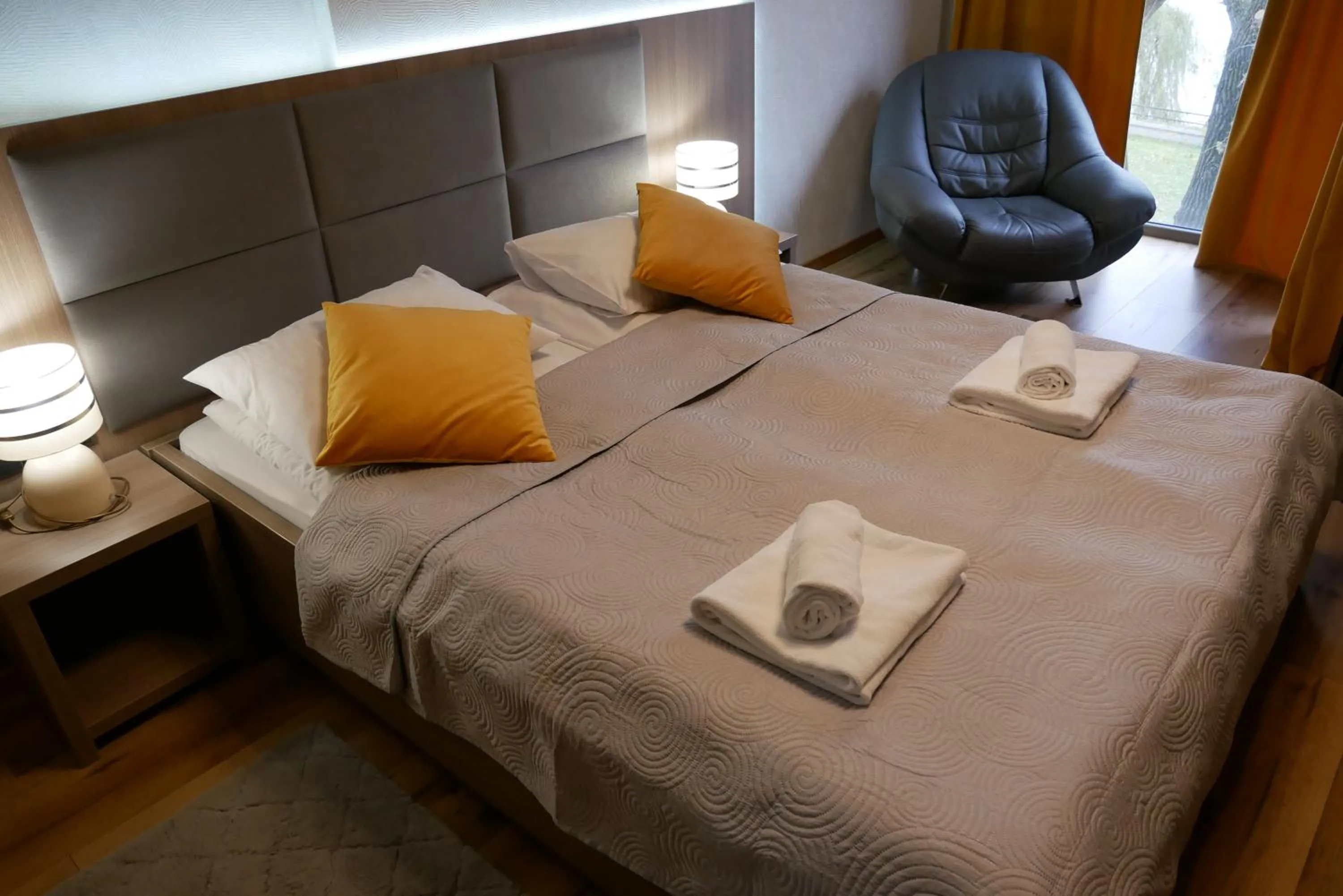 Photo of the whole room, Bed in Hotel Oskar Business & Spa