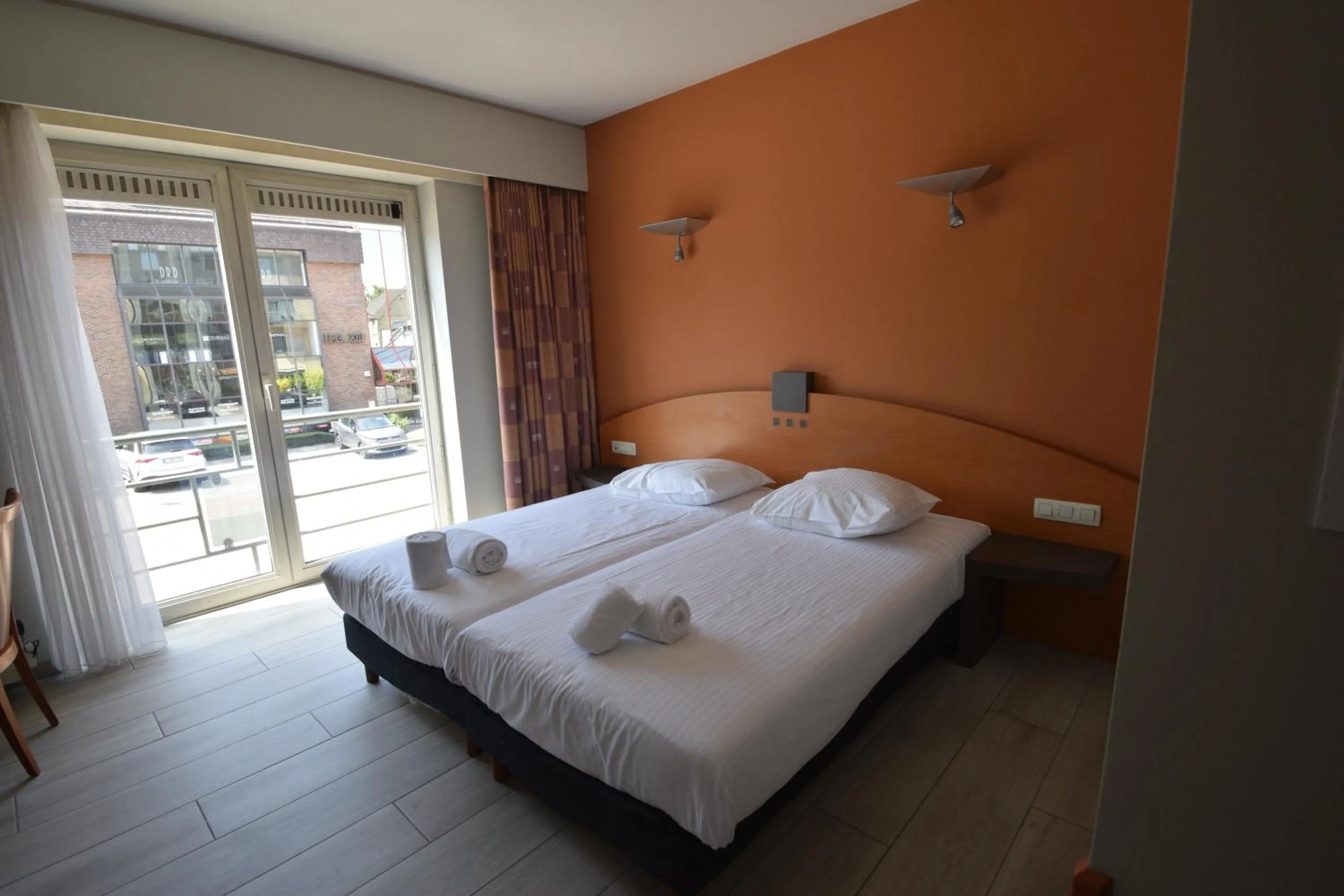 Bed in Sleep & Go Brussels Expo Hotel