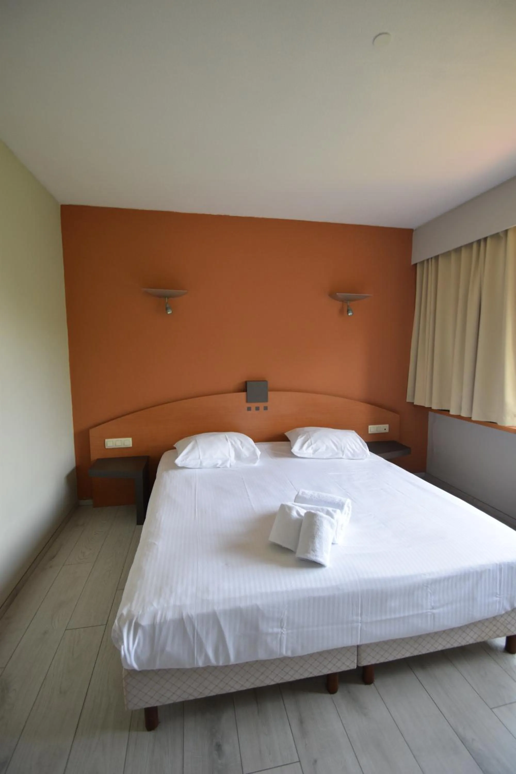 Bed in Sleep & Go Brussels Expo Hotel