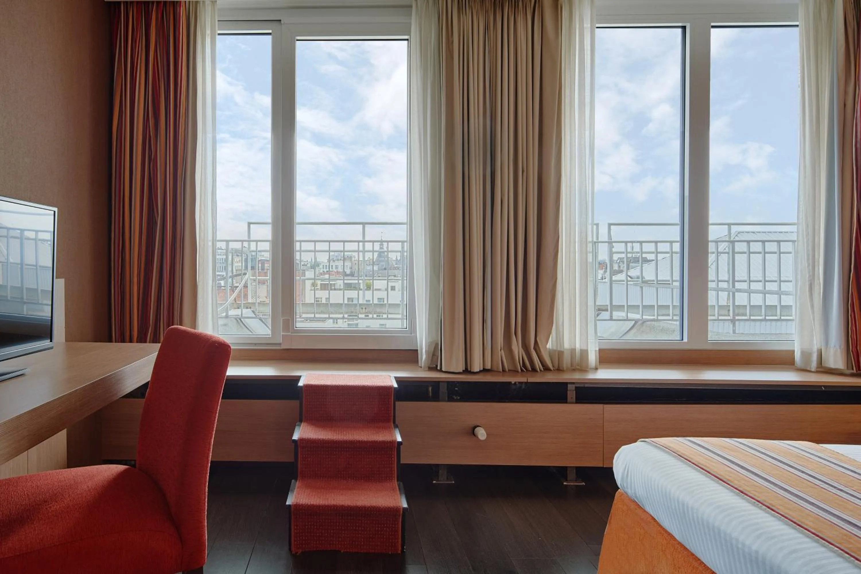 Bed in Theater Hotel