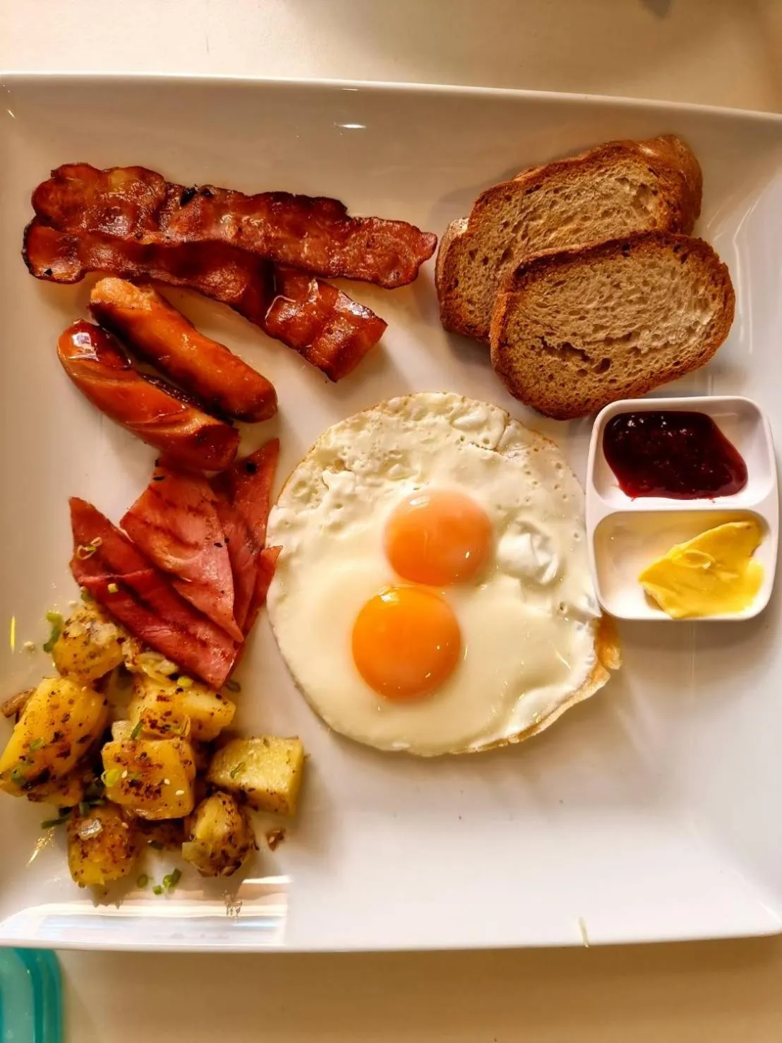 Breakfast in P168 Hostel Samui