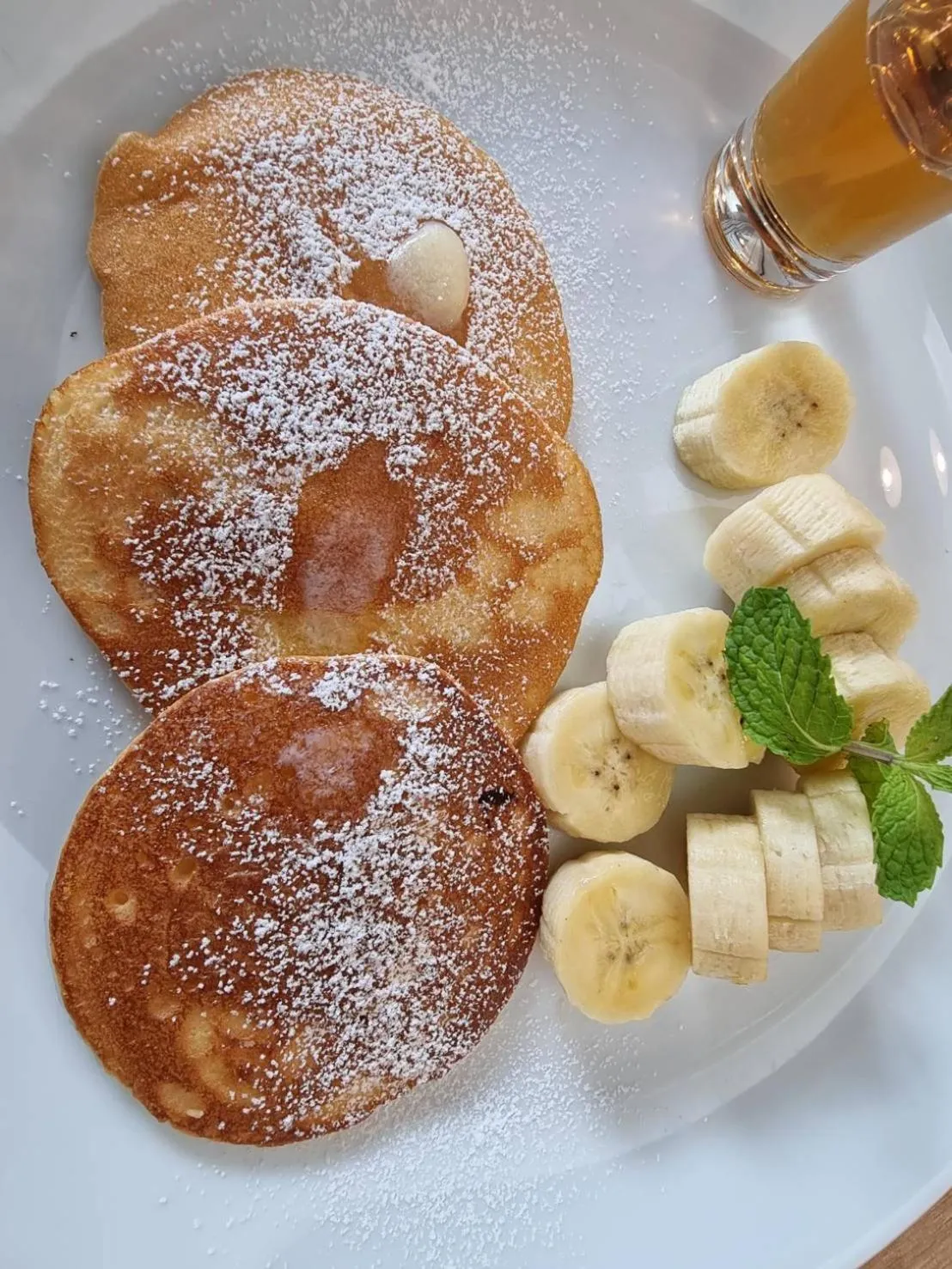 Food and drinks in P168 Hostel Samui