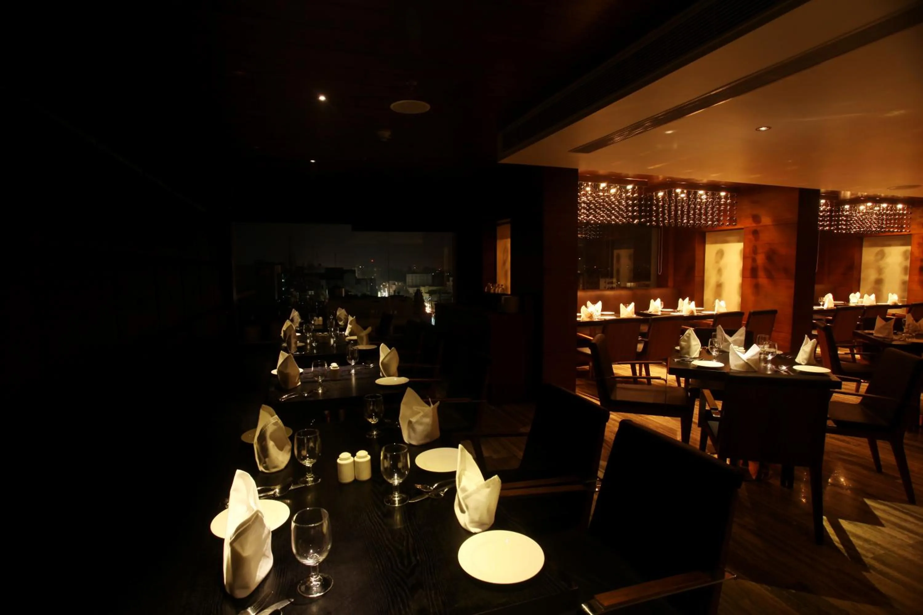 Restaurant/places to eat in Paradigm Sarovar Portico