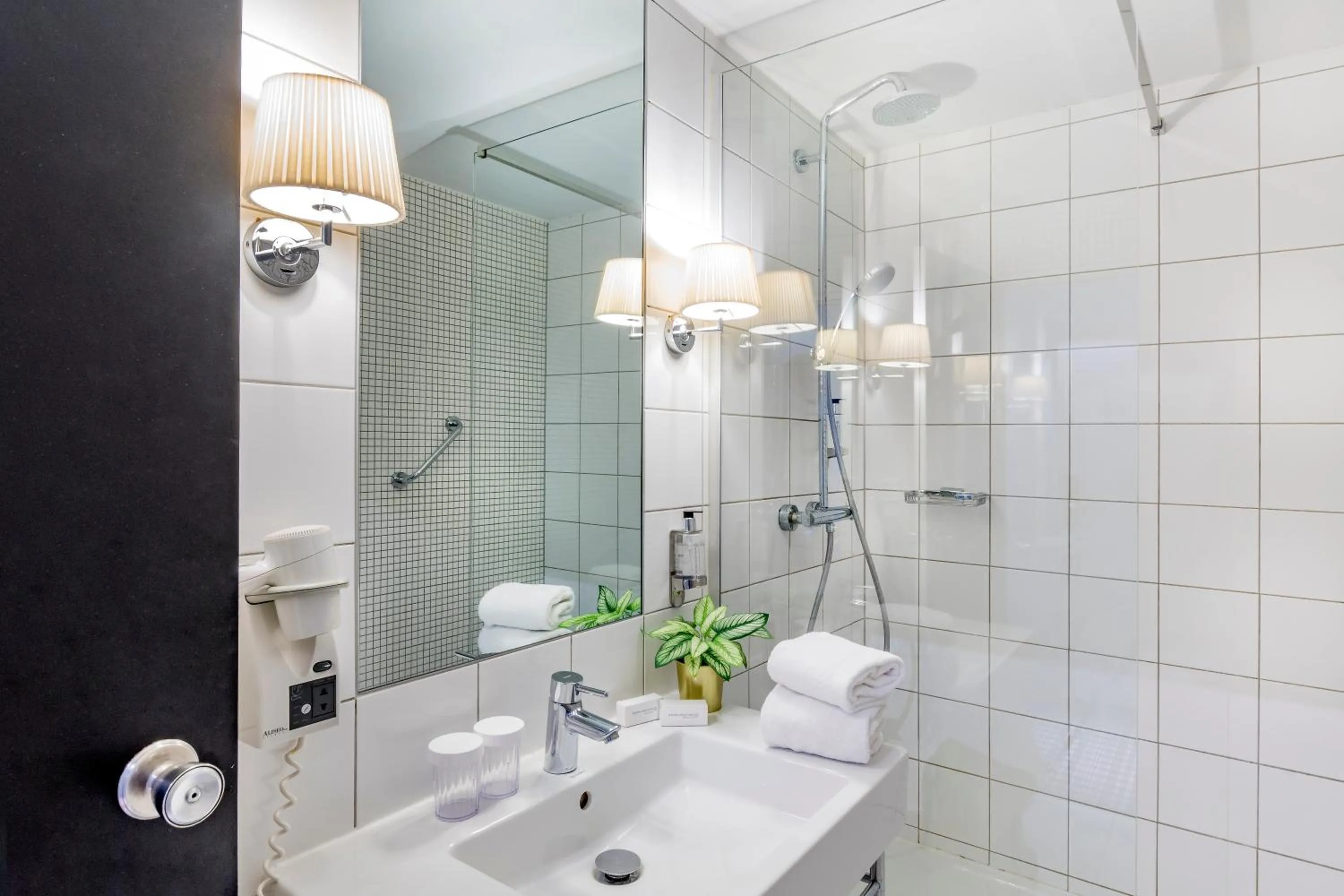 Bathroom in PREMIER SUITES Antwerp