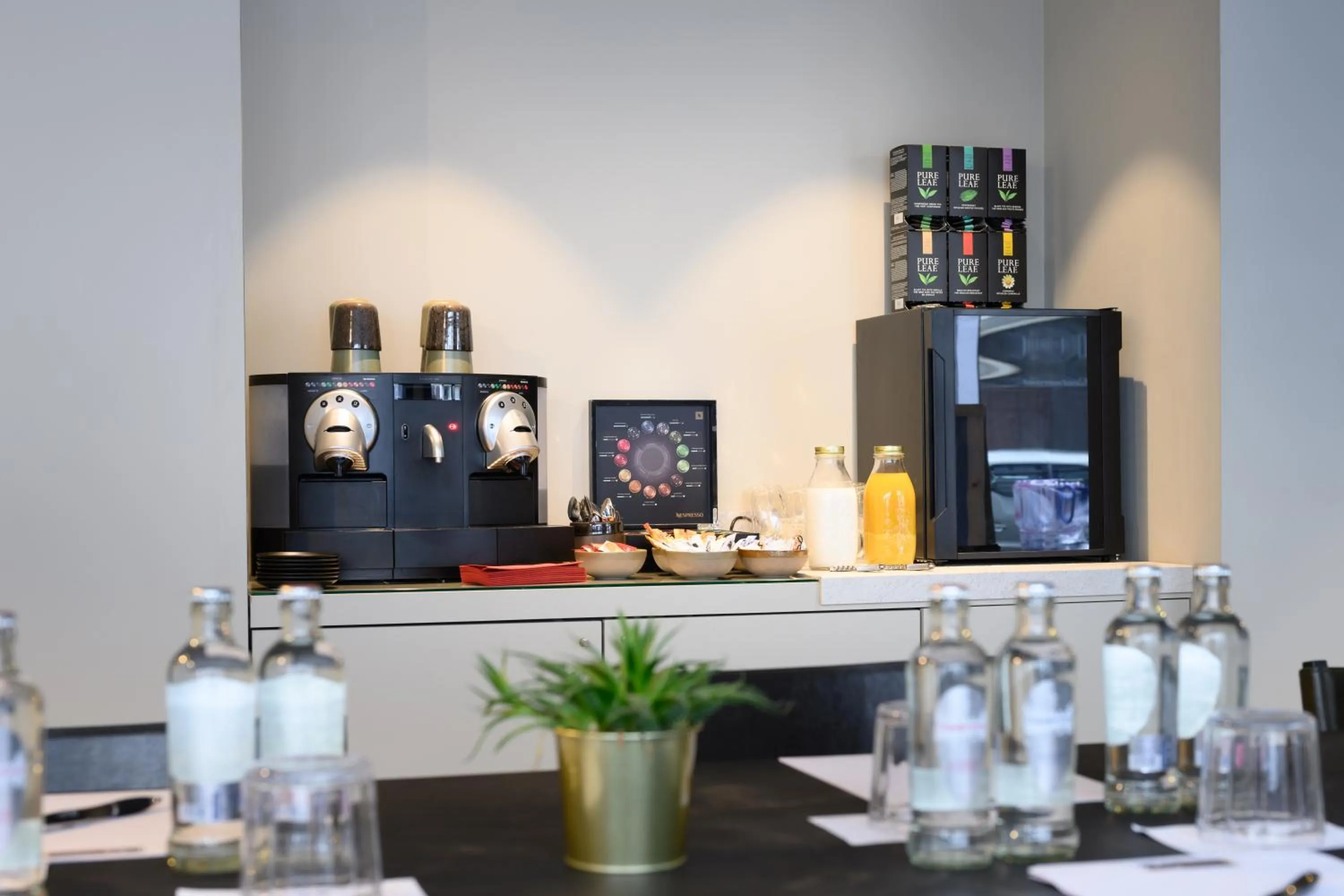Coffee/tea facilities in PREMIER SUITES Antwerp