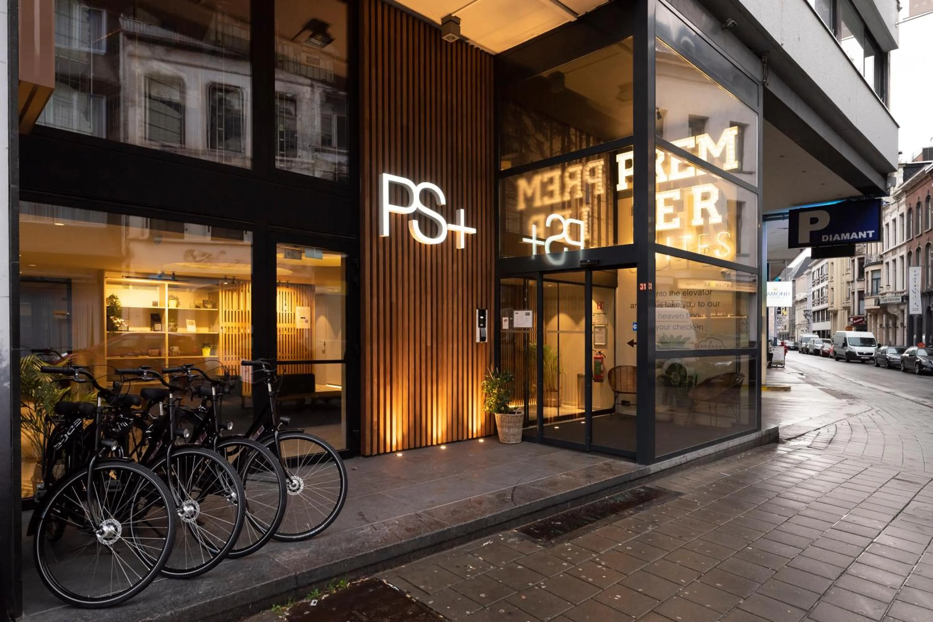 Facade/entrance in PREMIER SUITES Antwerp