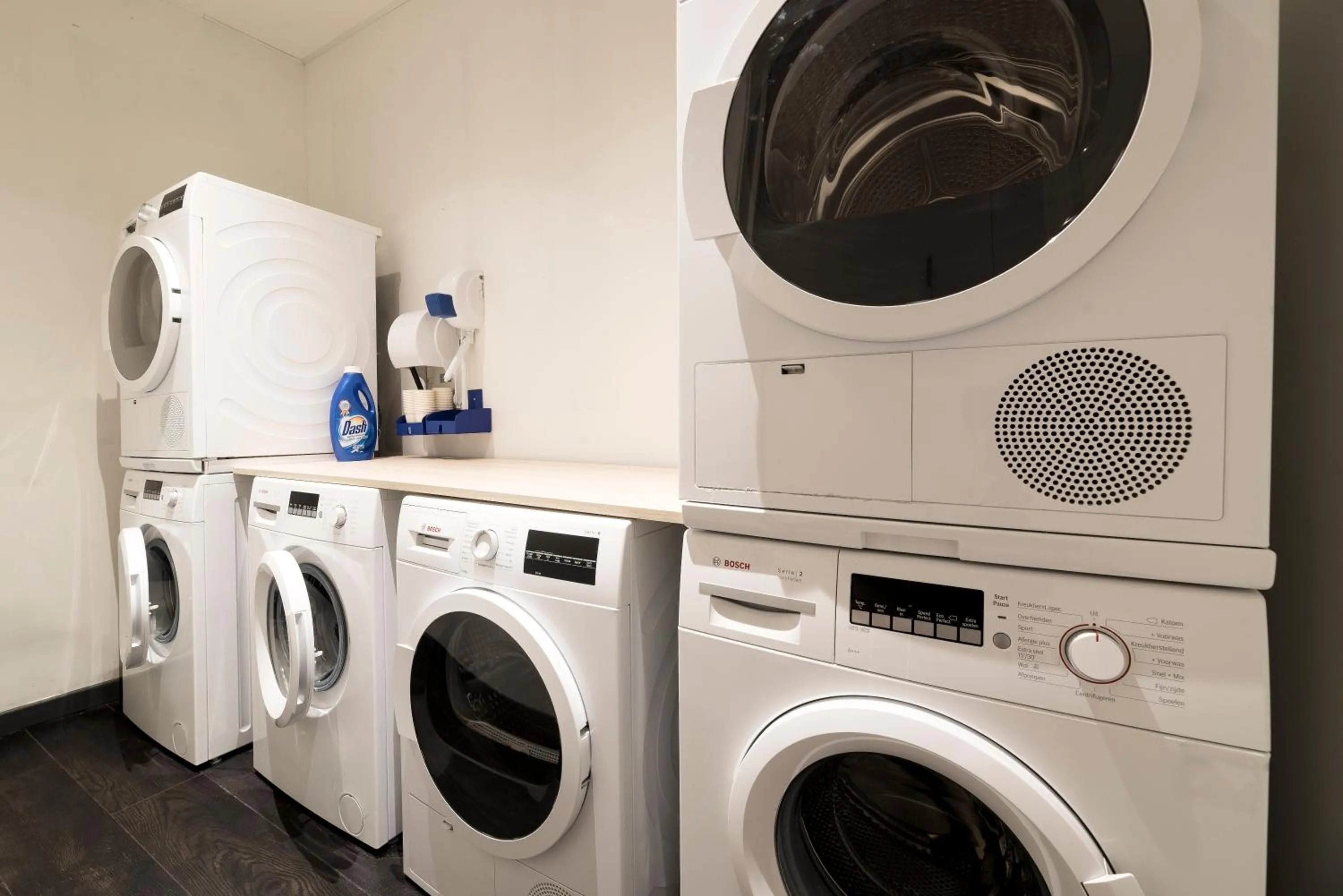 Area and facilities in PREMIER SUITES Antwerp