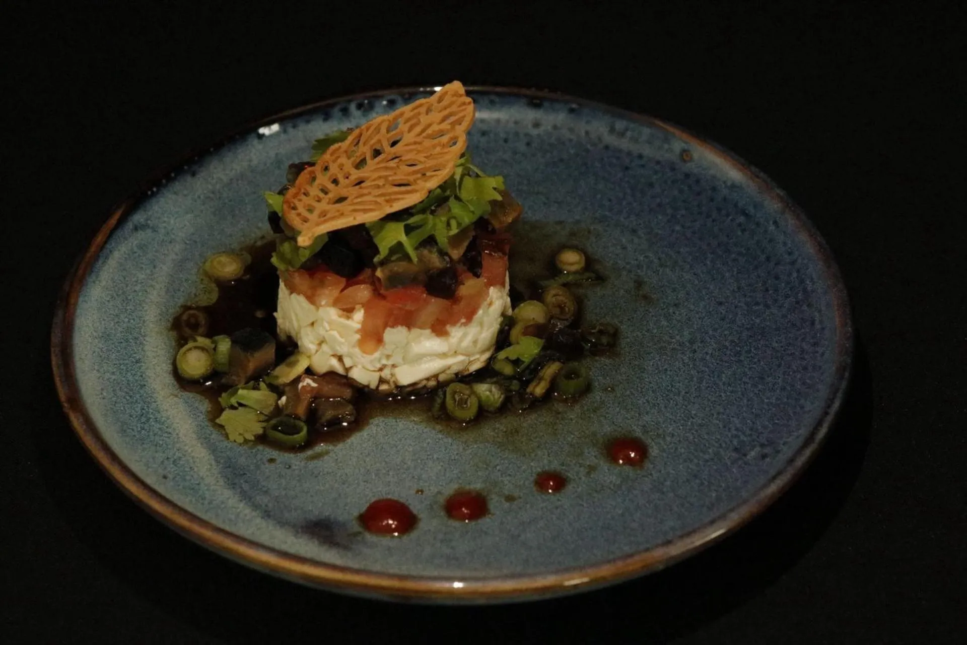 Restaurant/places to eat in De Keyser Hotel