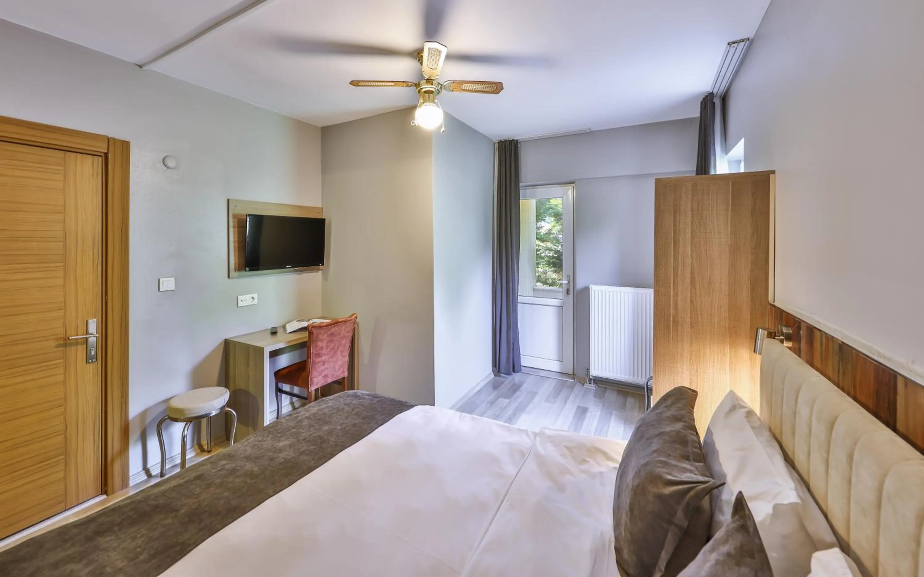 Bed in Palmada Hotel