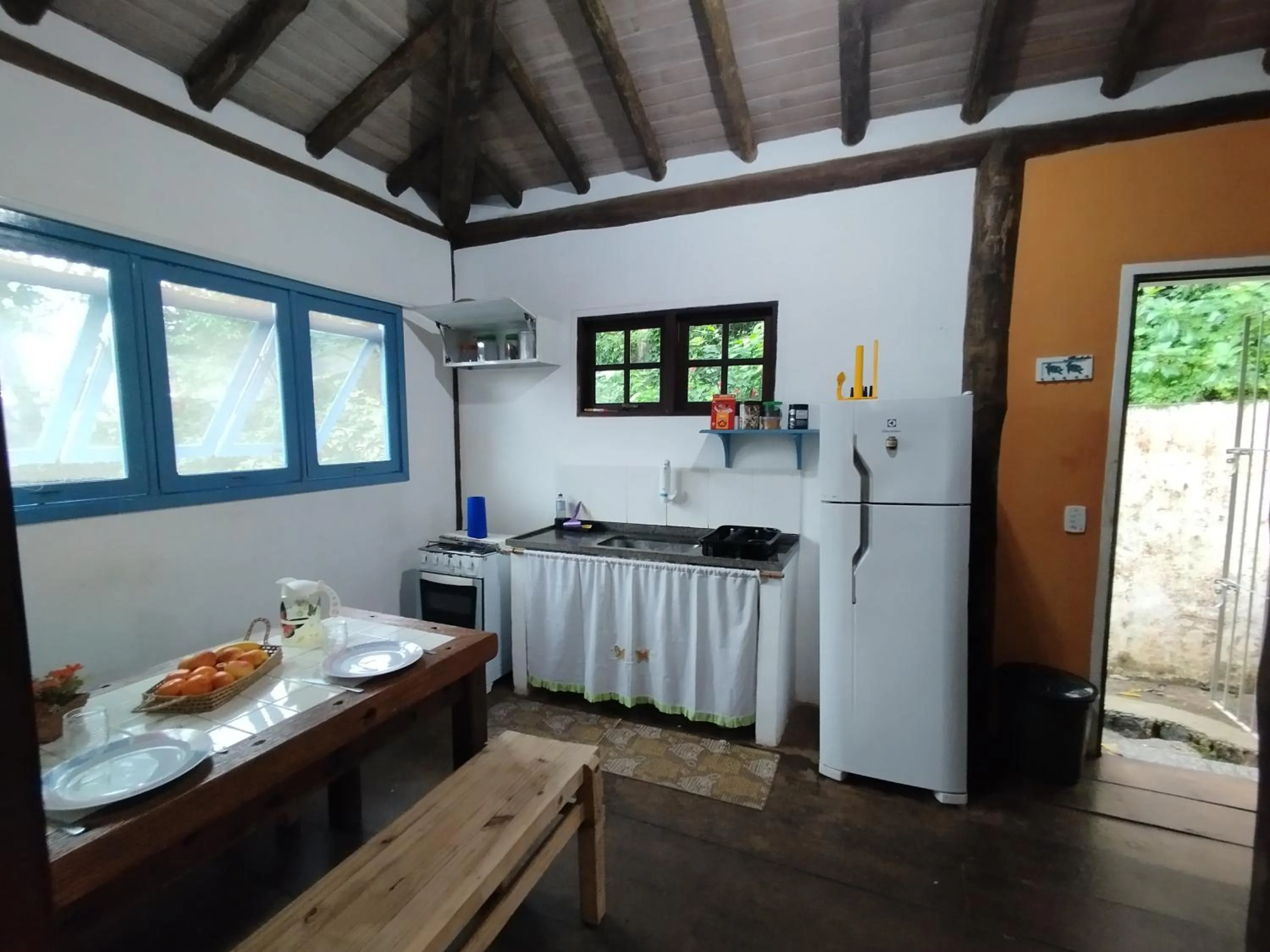 kitchen in Casa em Ilhabela