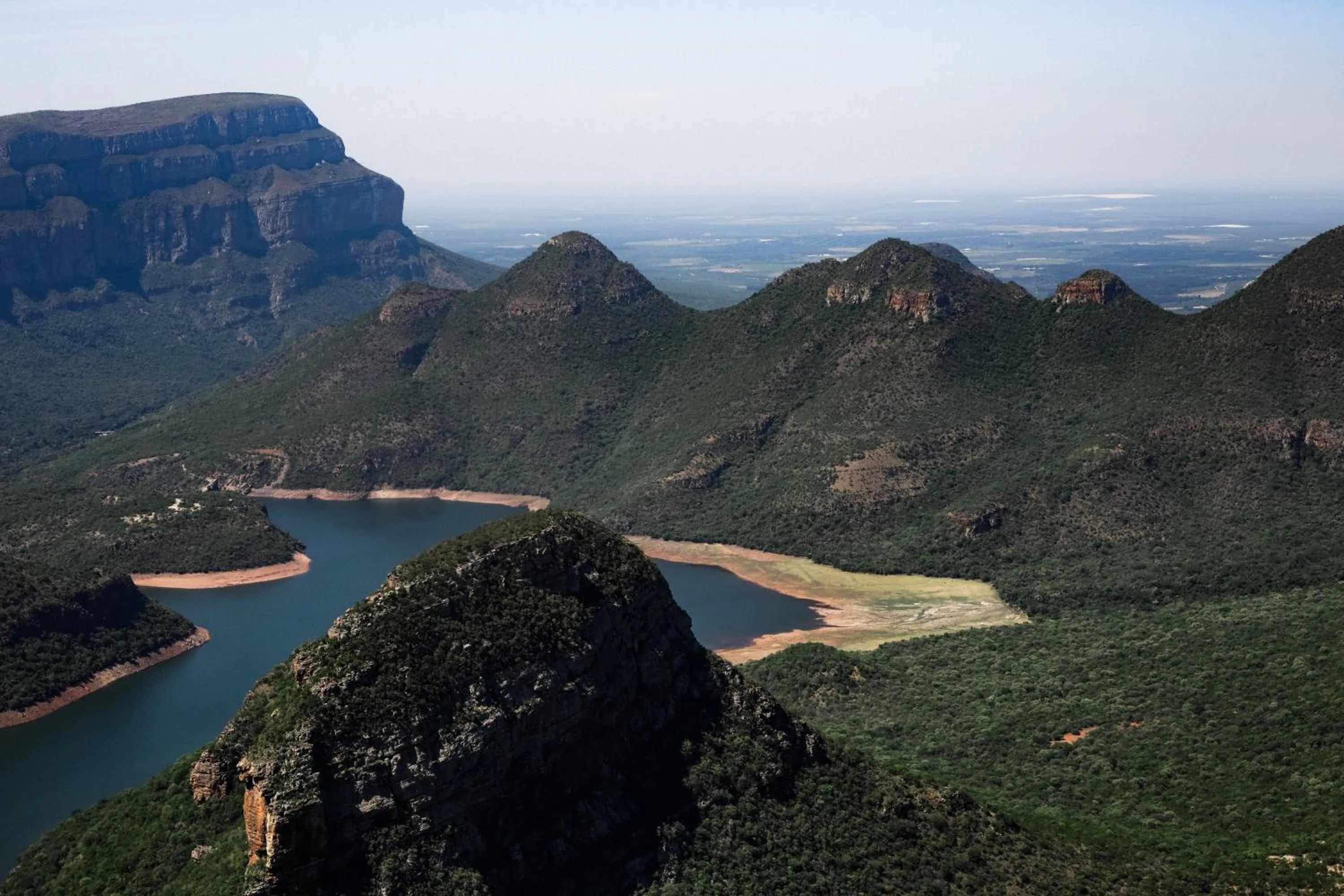 Natural landscape in Imbube Safari Lodge