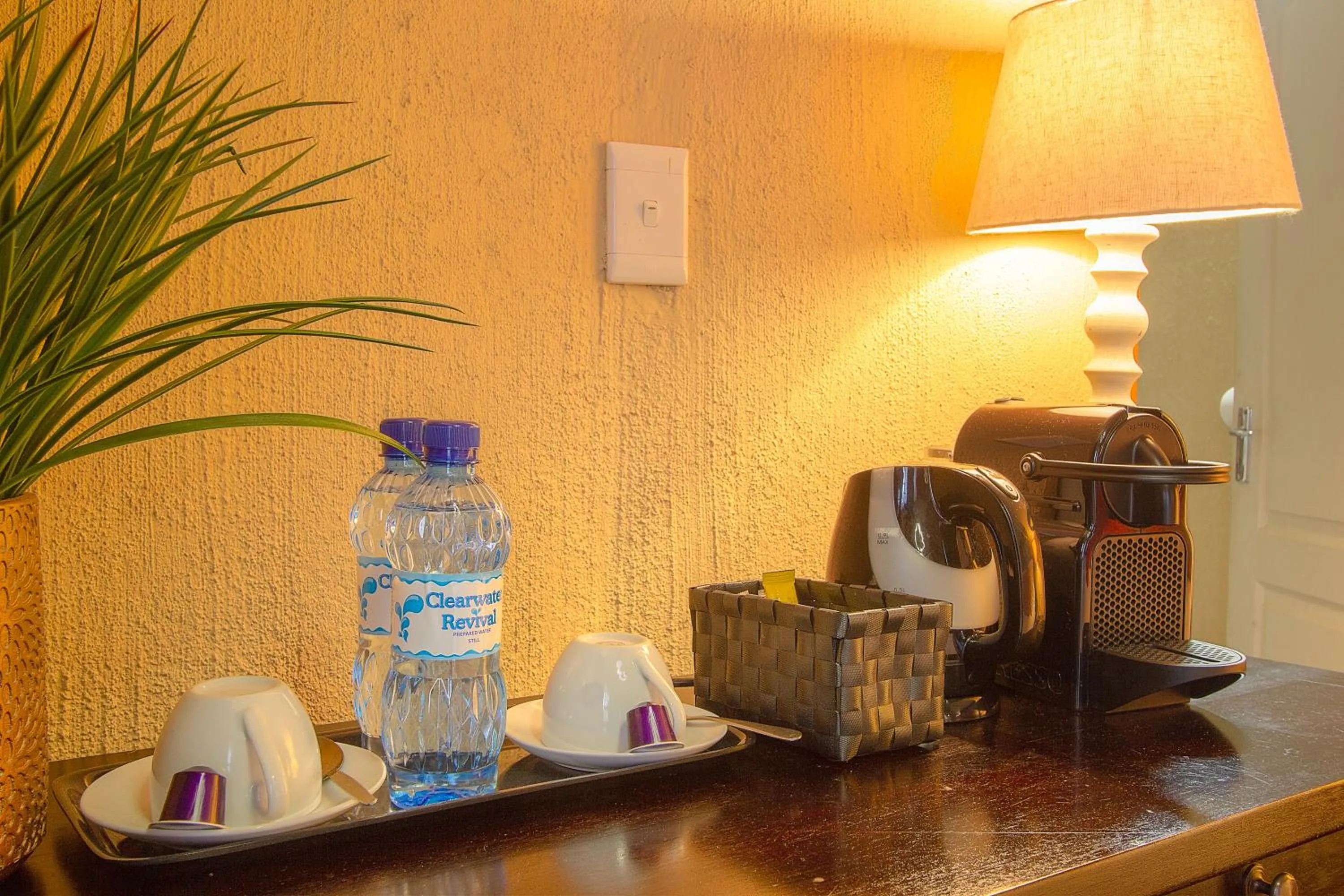 Coffee/tea facilities in Imbube Safari Lodge