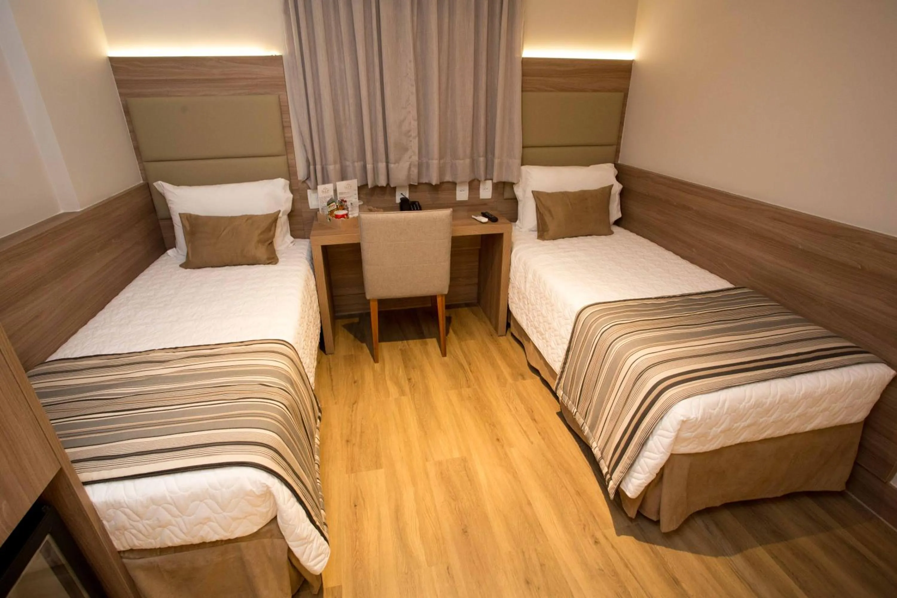 Bedroom, Bed in Petit Rio Hotel