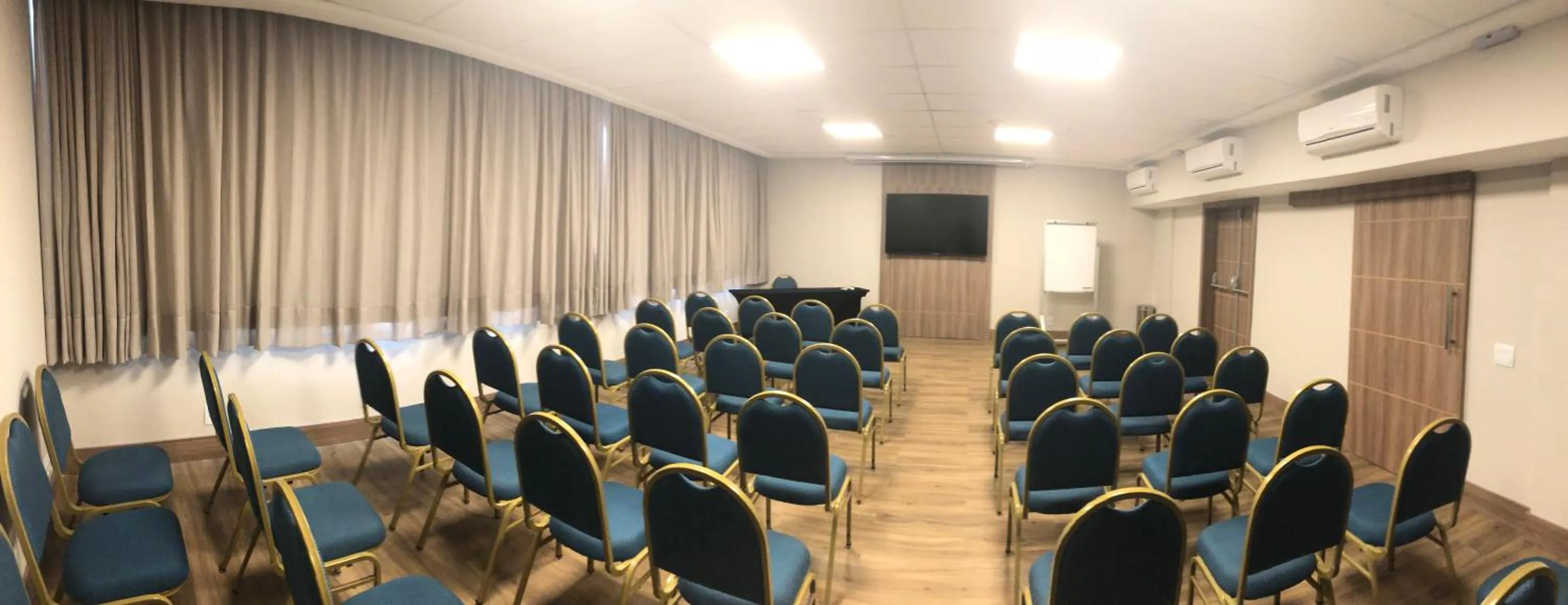 Meeting/conference room in Petit Rio Hotel