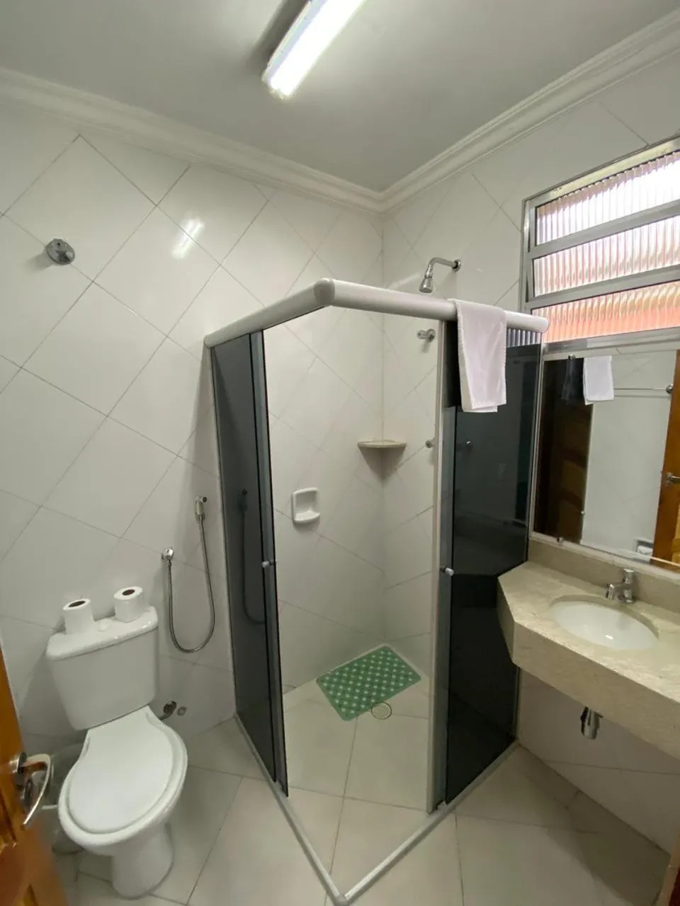 Shower in Missouri Hotel