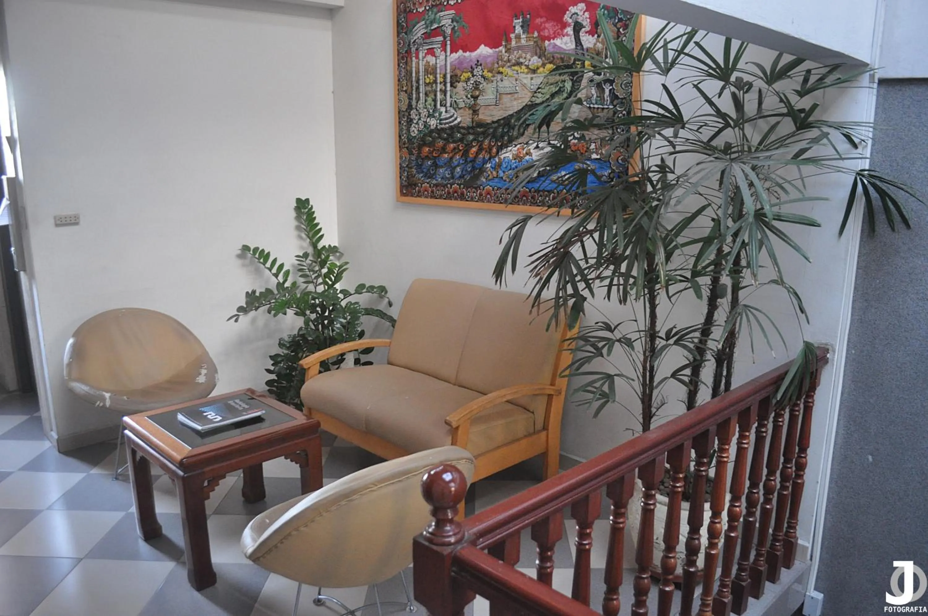 Decorative detail in Missouri Hotel