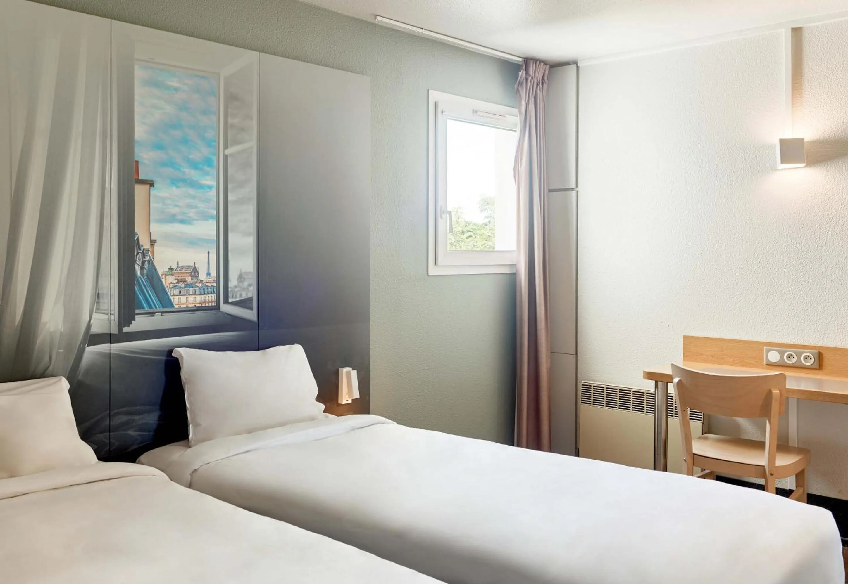 Bedroom, Bed in B&B HOTEL Montlhery