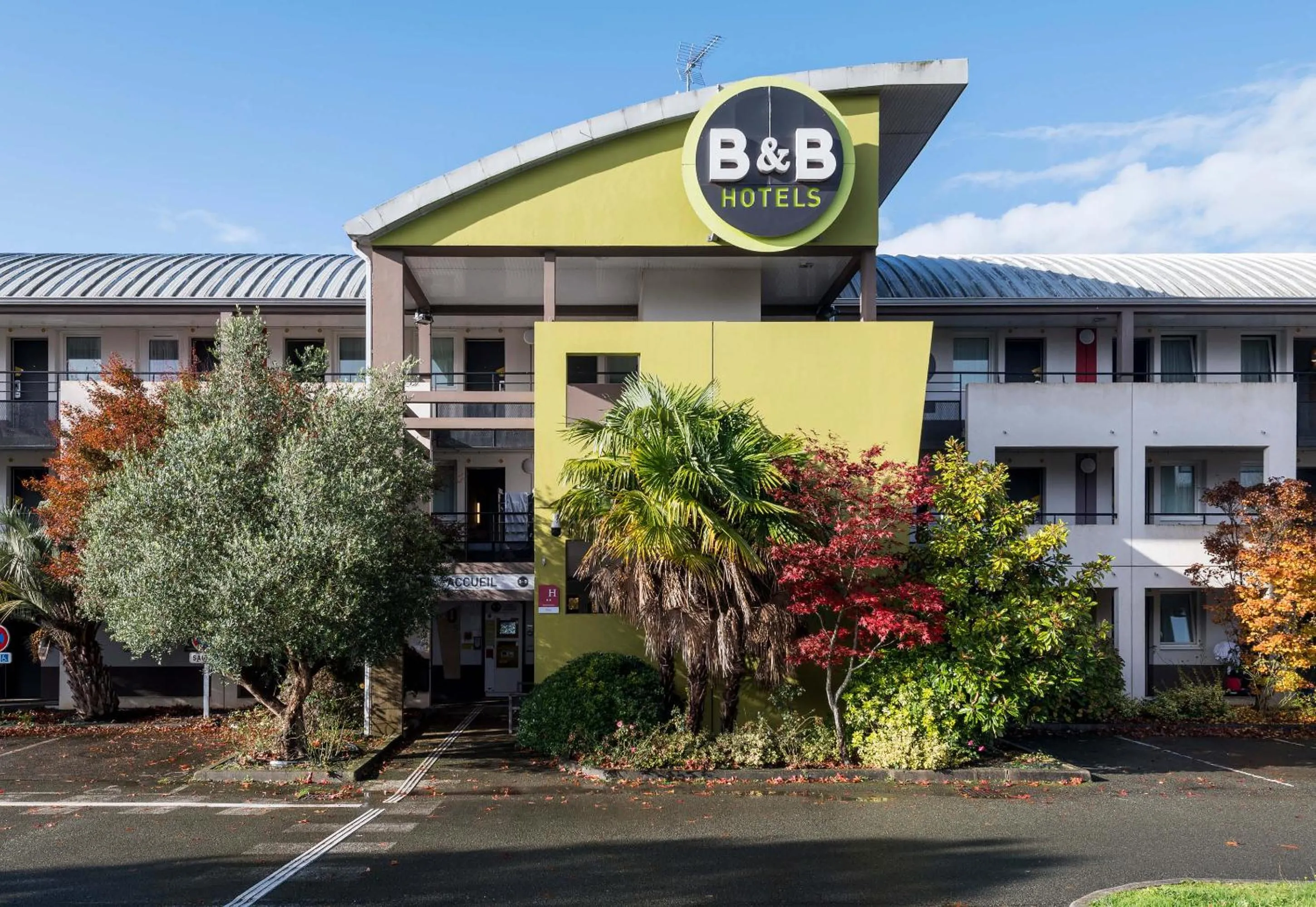 Property building in B&B HOTEL Laval Changé