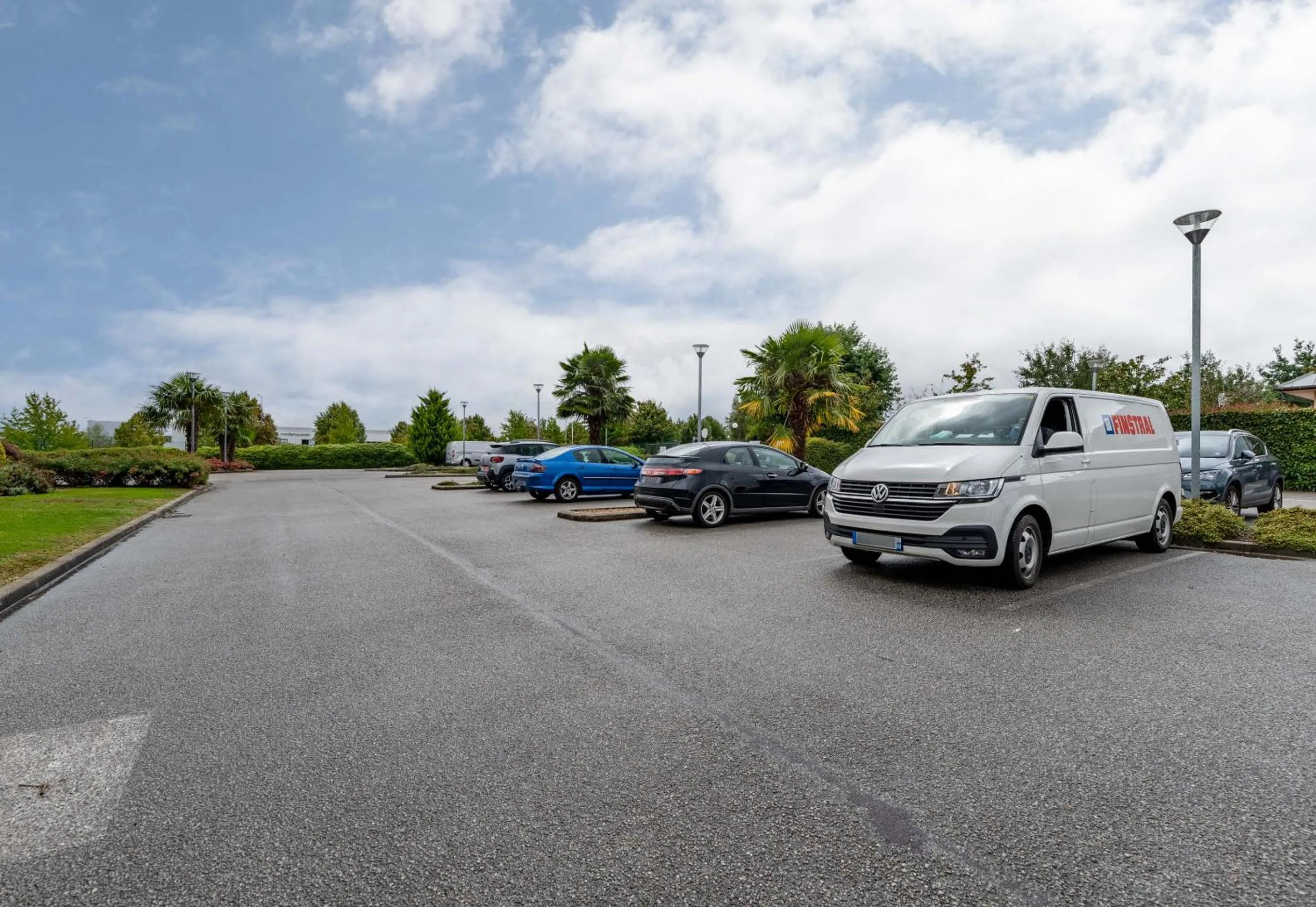 Parking in B&B HOTEL Evreux