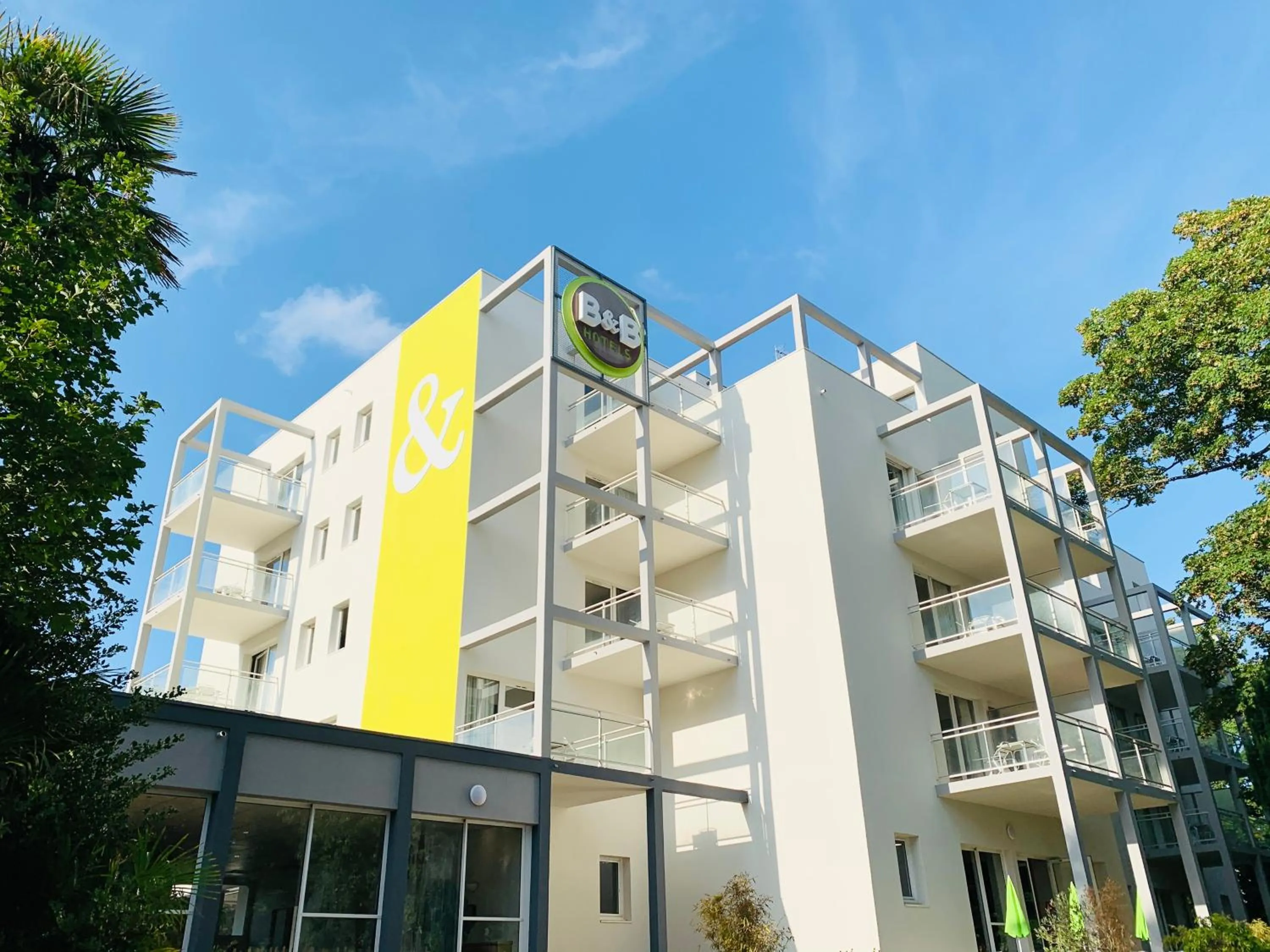 Property building in B&B HOTEL Brest Port du Moulin Blanc