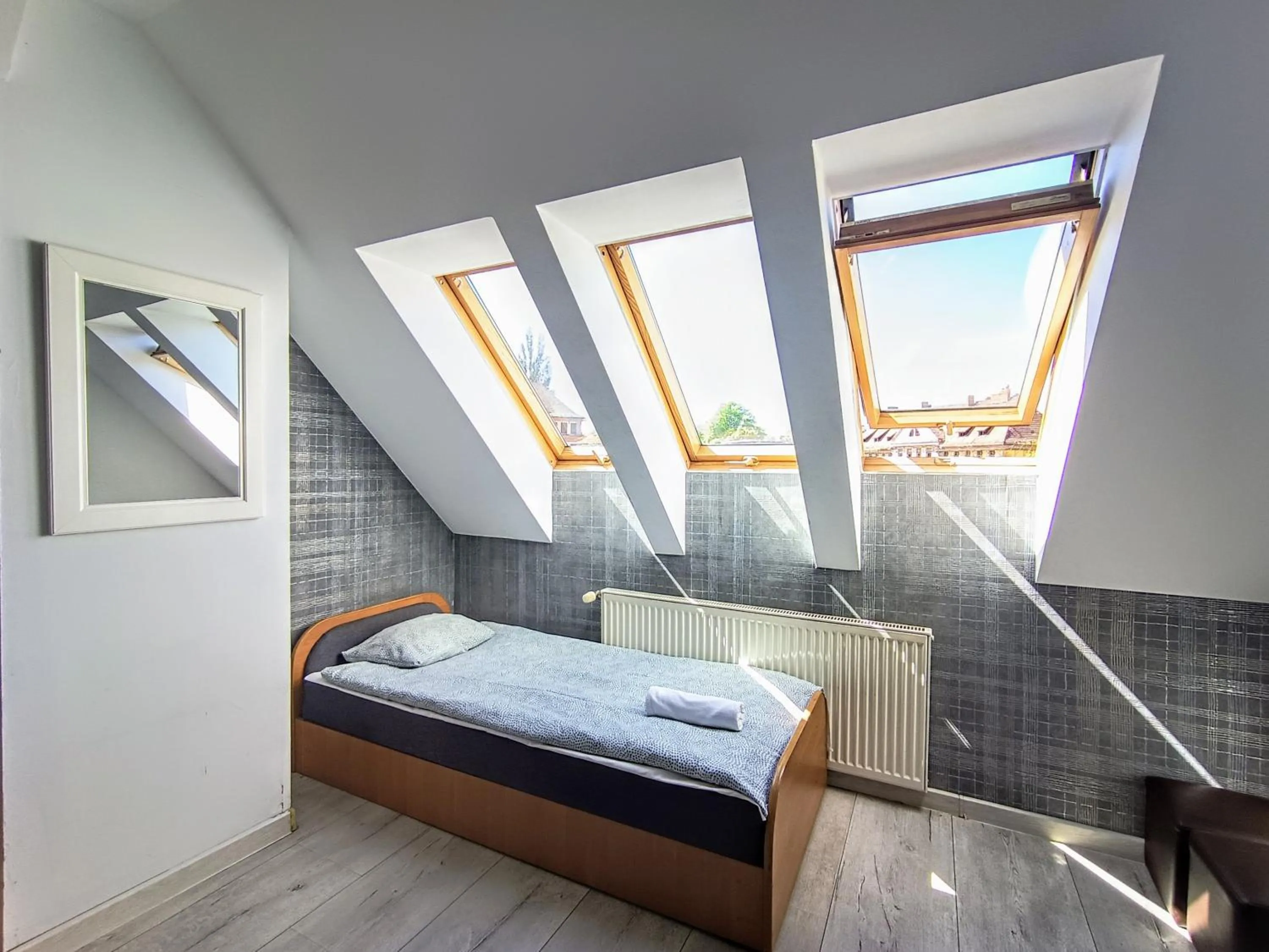 Bed in Fitness Hostel - darmowy parking