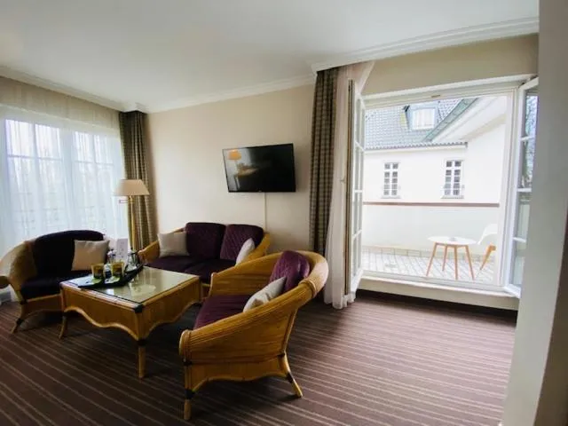 Hotel "Schloss Friedestrom"