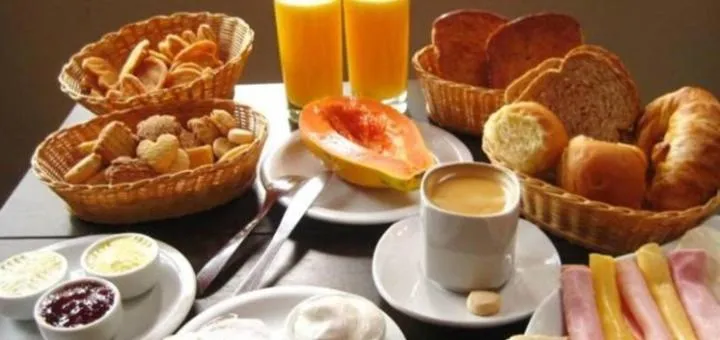 Breakfast in Meu Quarto no Rio de Janeiro