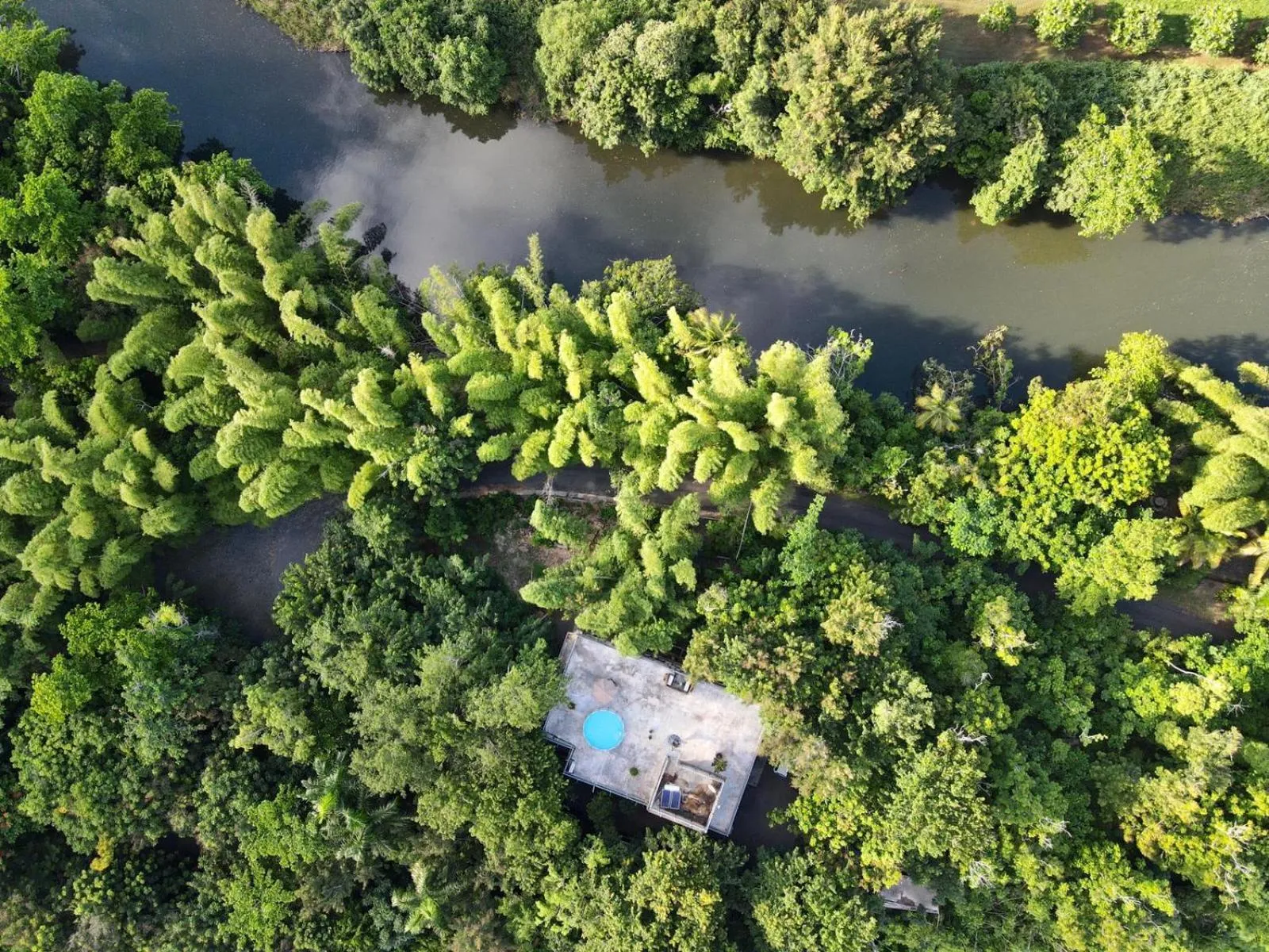 Property building in Dos Aguas