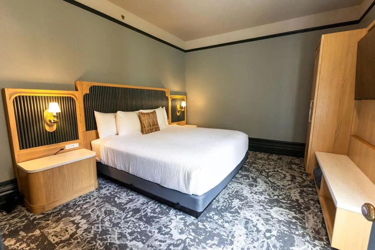 Bed in Historic Franklin Hotel