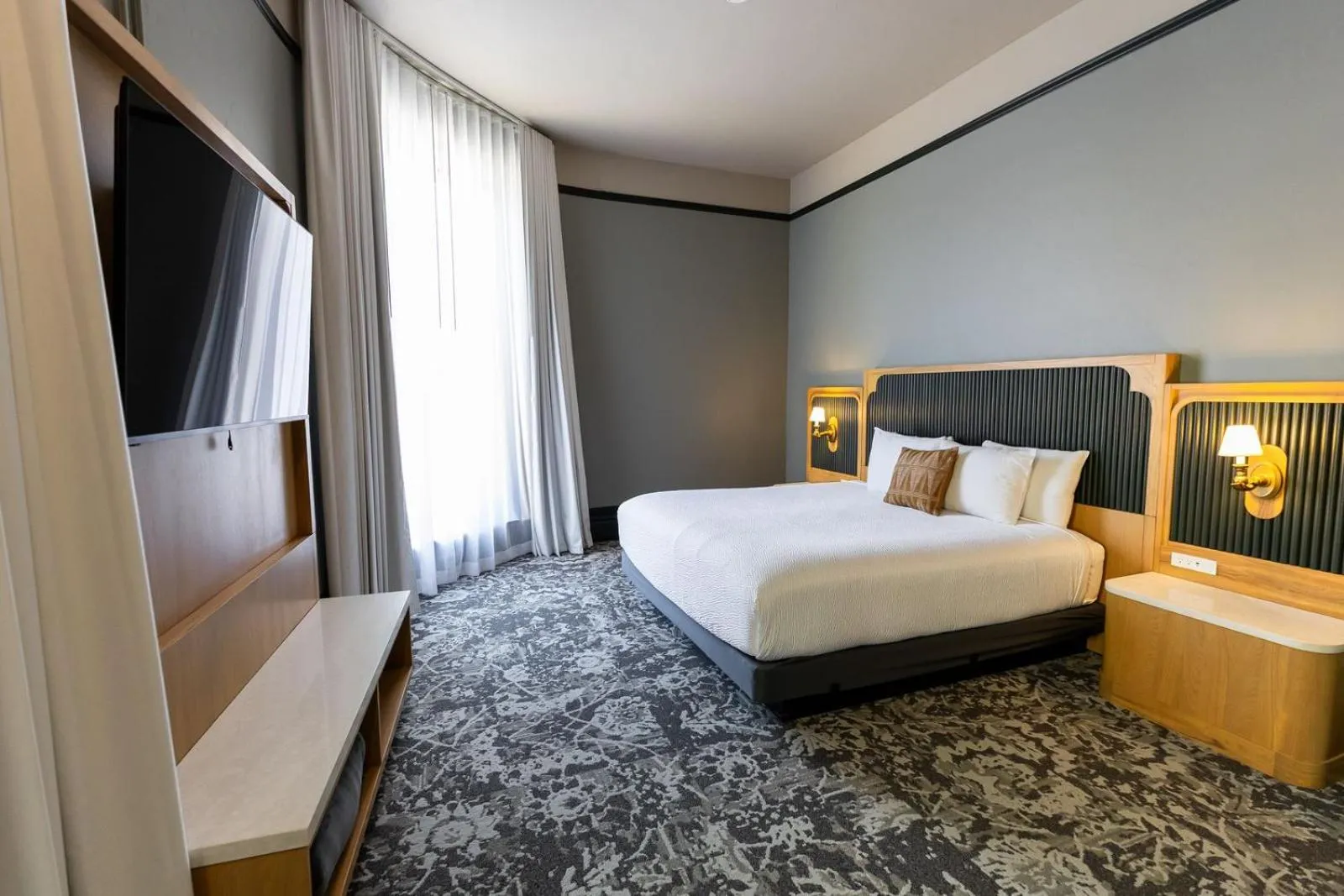 Bed in Historic Franklin Hotel