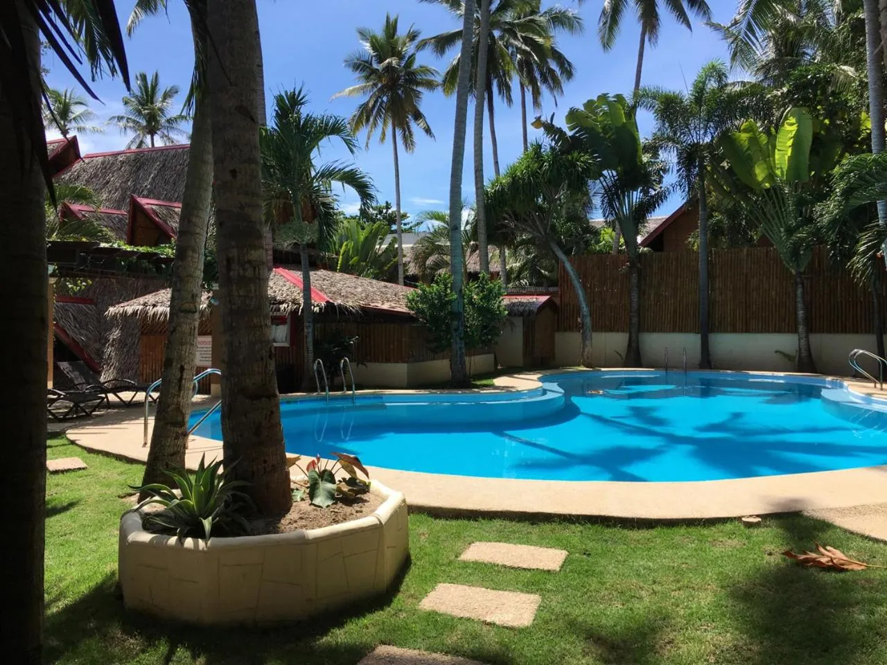 Swimming pool in Pyramid Resort