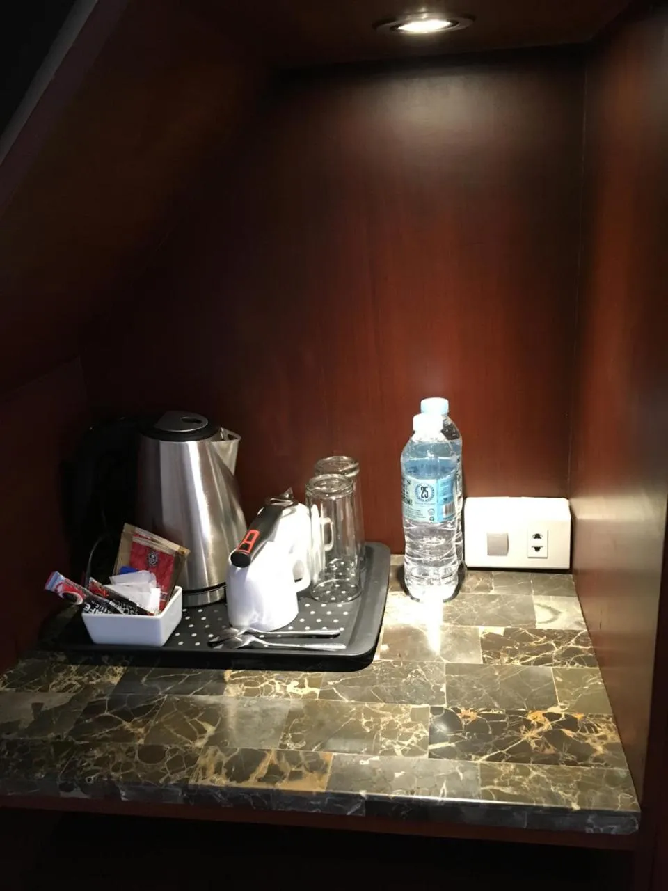 Coffee/tea facilities in Pyramid Resort