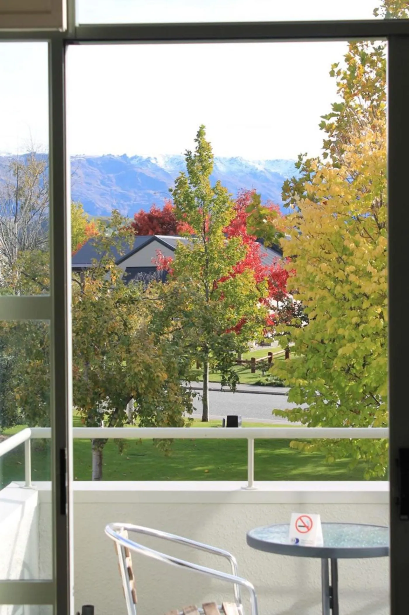 Balcony/Terrace in Colonial Manor Motel