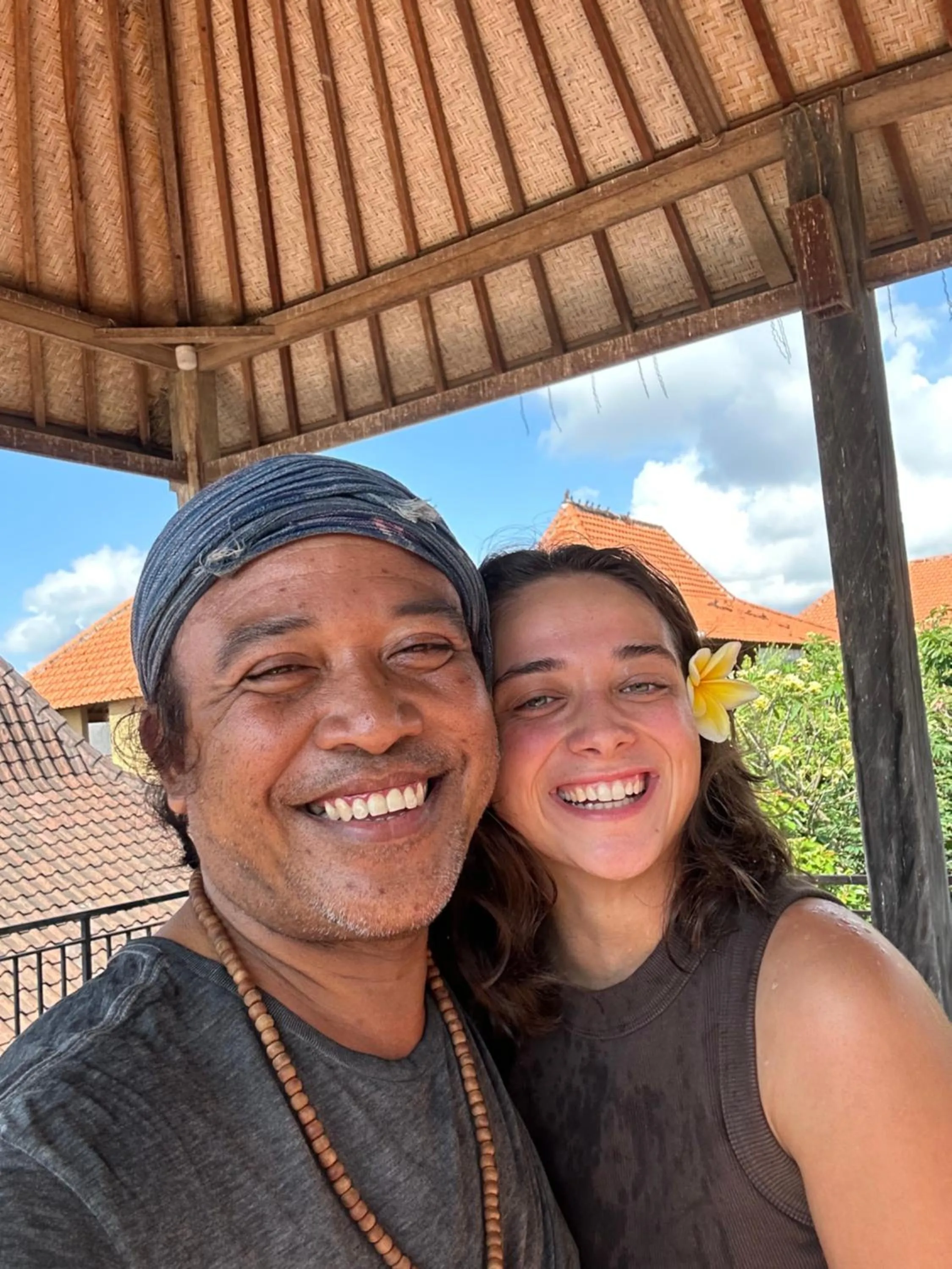 People in Diuma residence yoga meditation retreat and healing Center