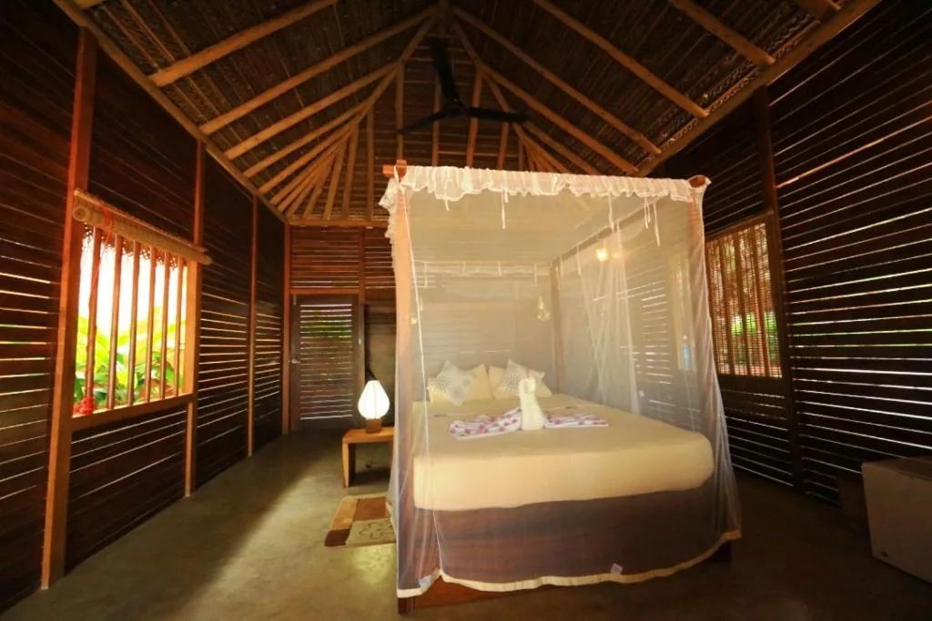 Bedroom, Bed in Mangrove Beach Cabana