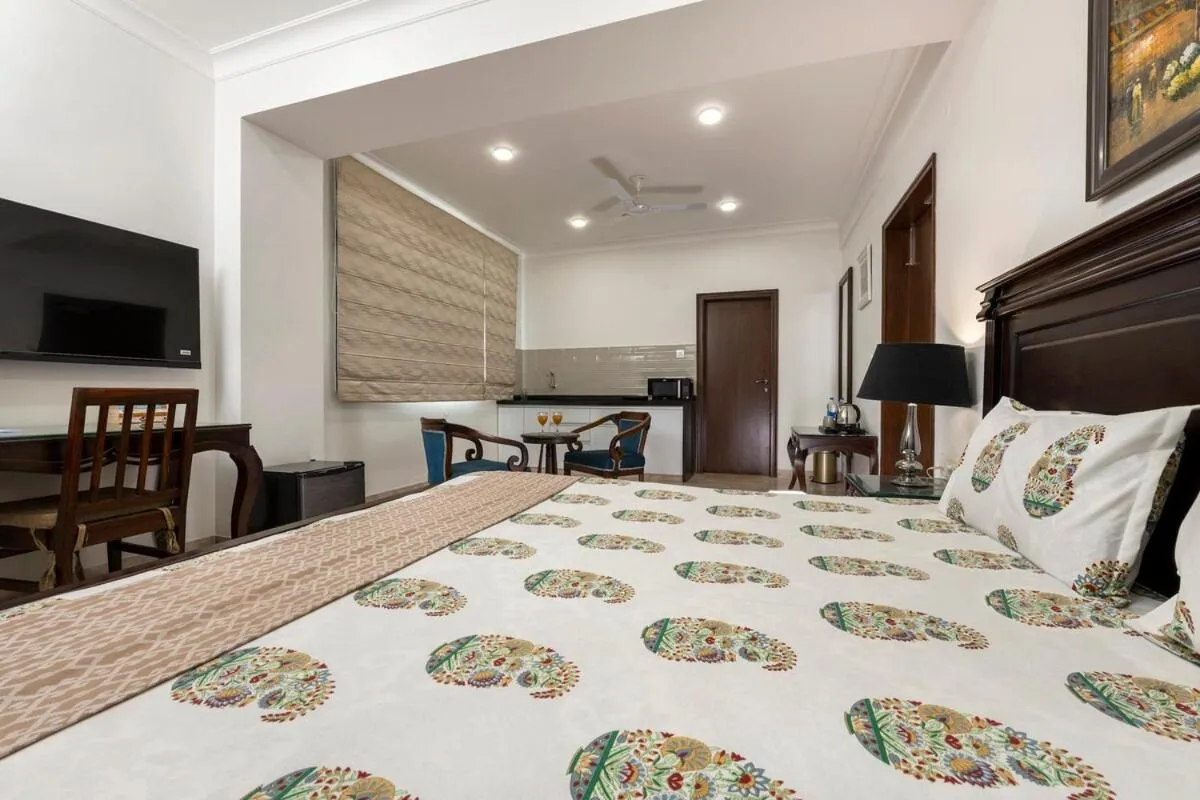 Bedroom, Bed in Palm 34