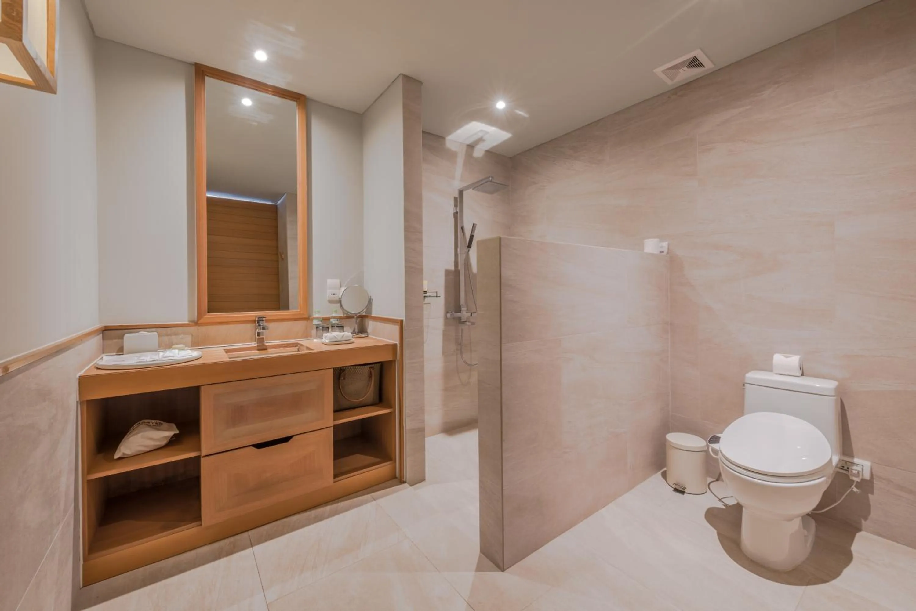 Bathroom in FLC Luxury Resort Quy Nhon