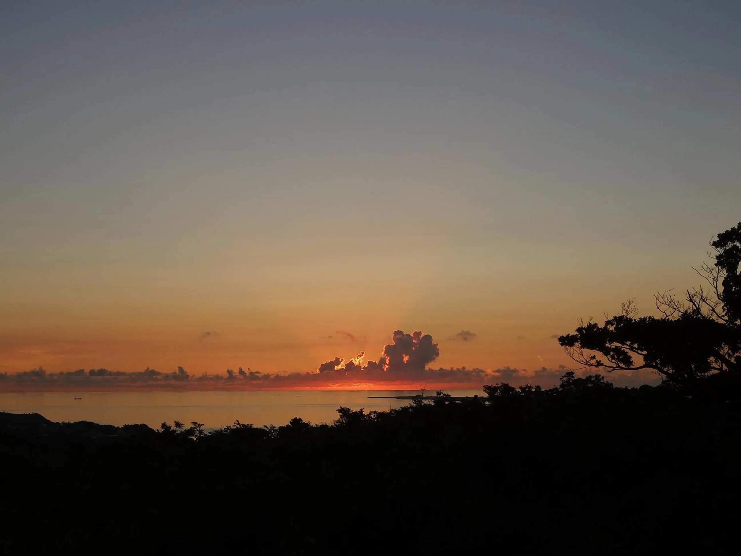 Sunrise in Asahinoyado Shidakaji