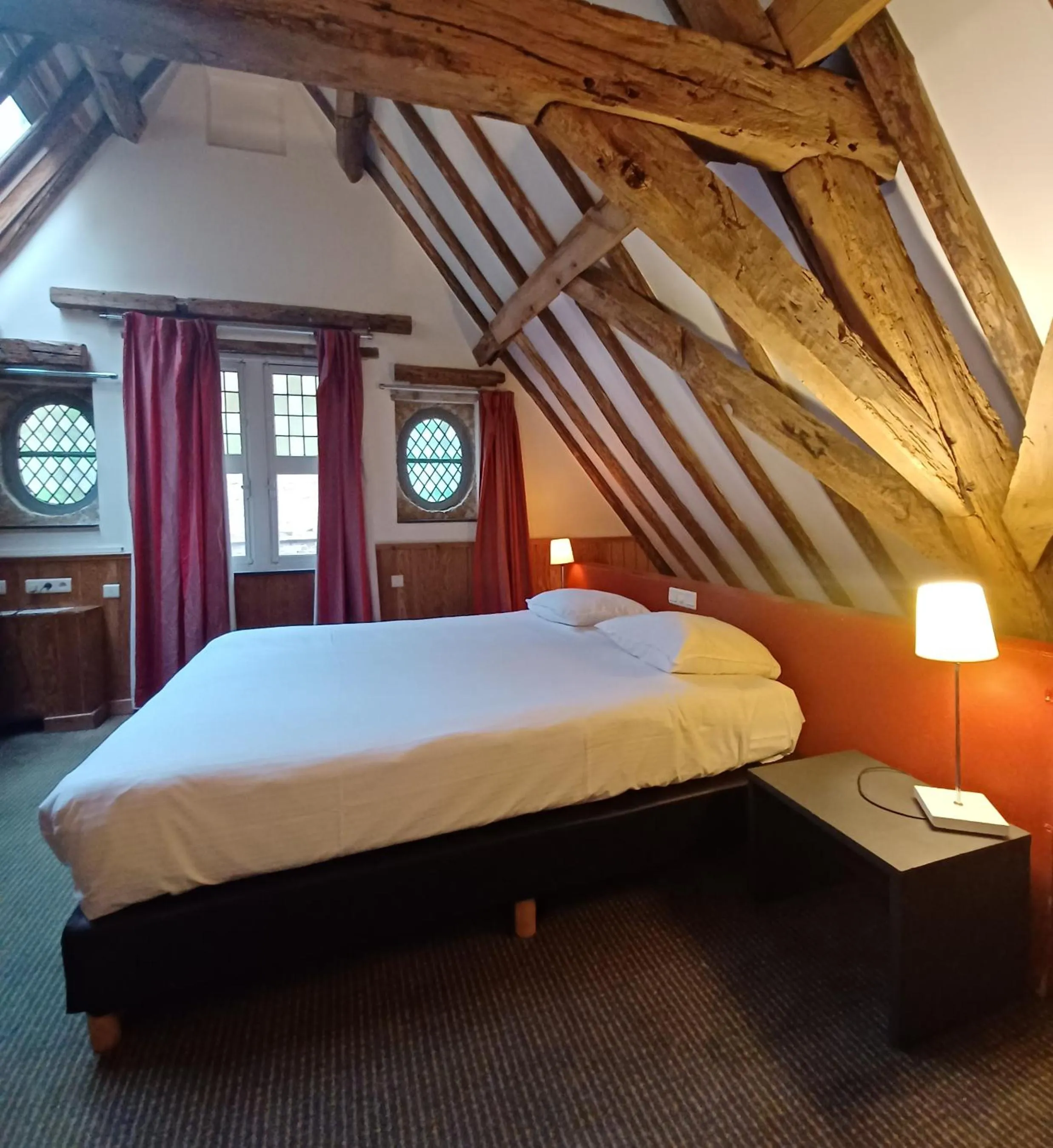 Bedroom, Bed in Hotel Koffieboontje