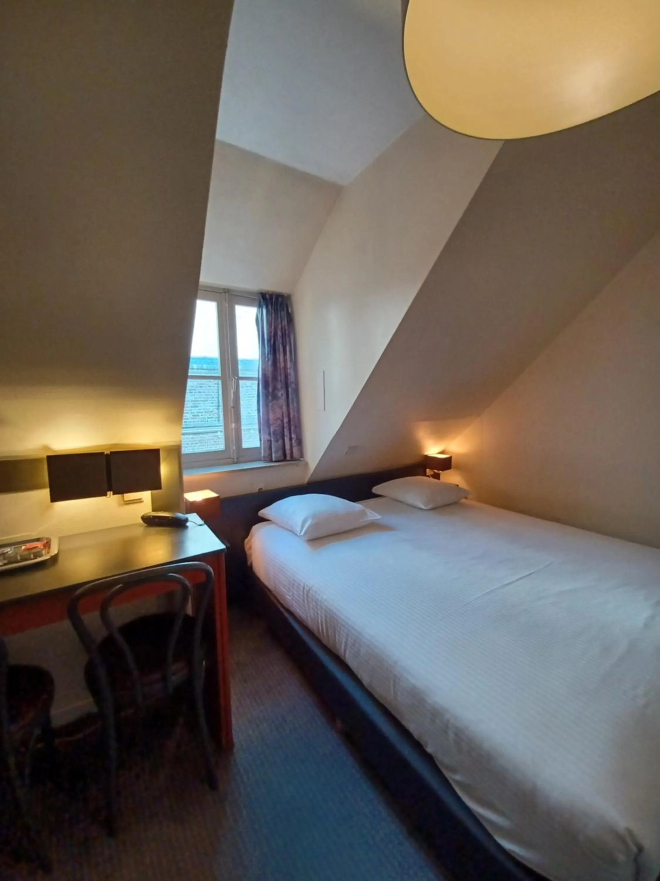 Bed in Hotel Koffieboontje