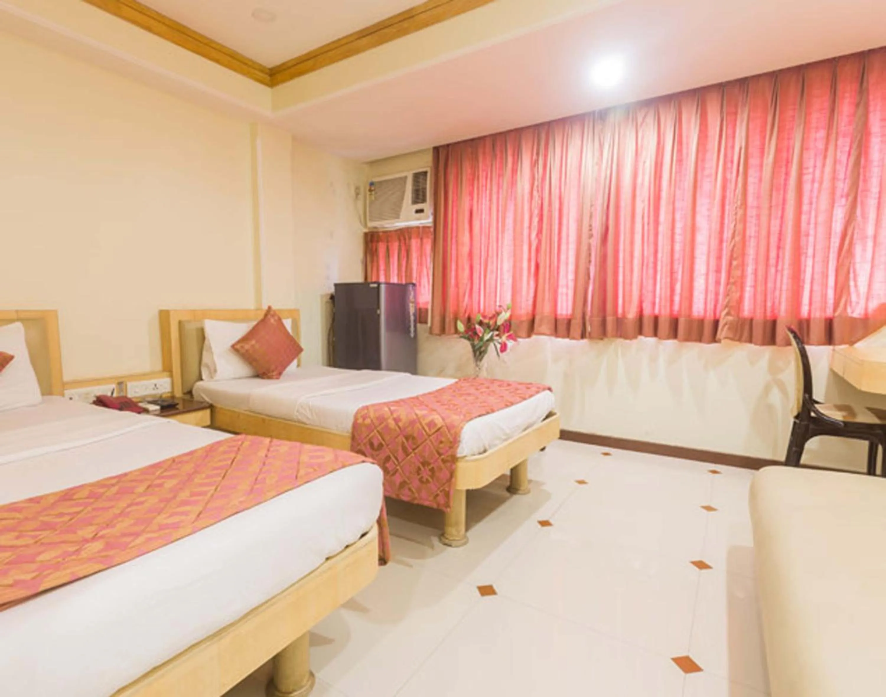 Bedroom in Hotel Parklane