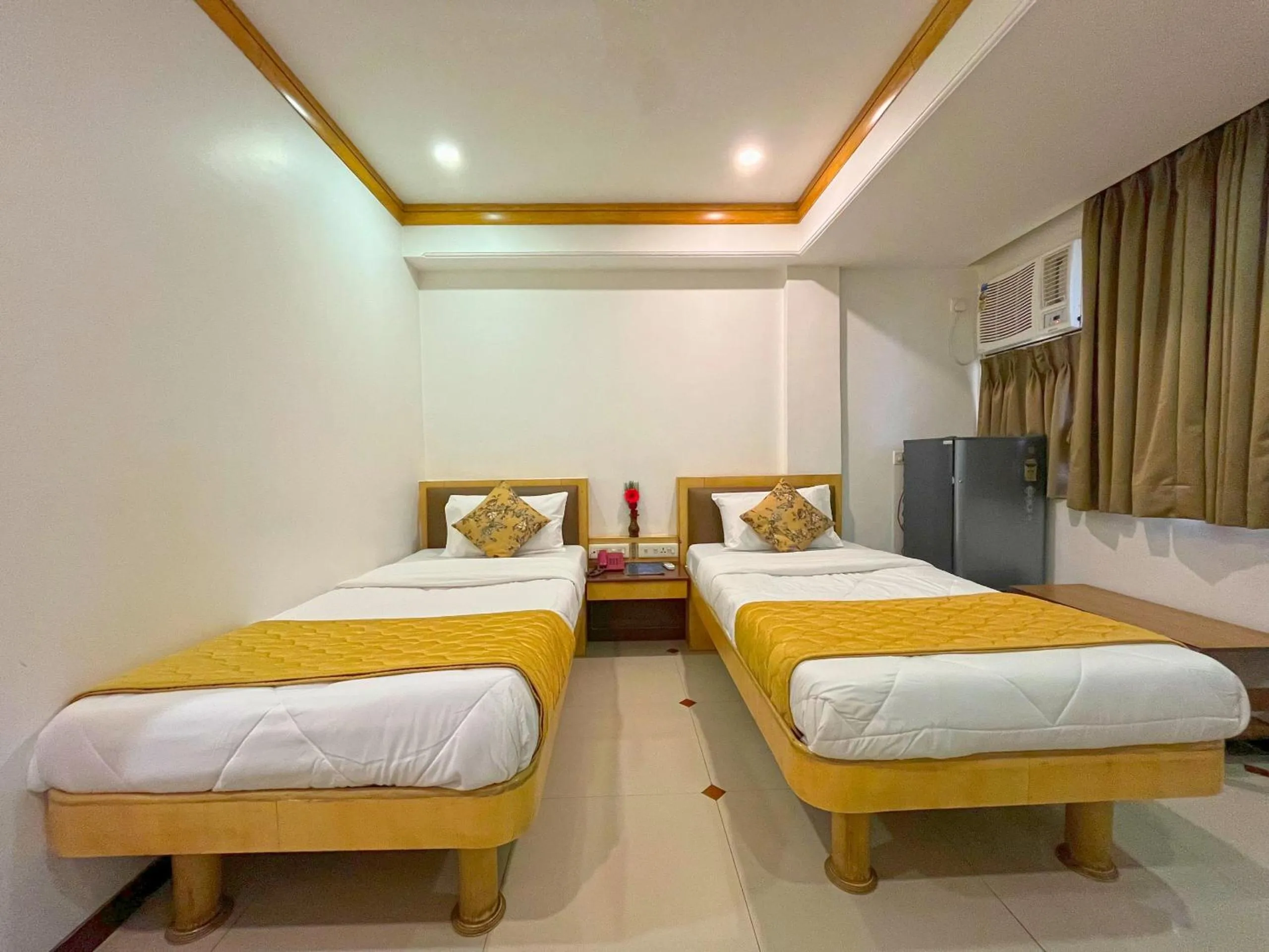 Bed in Hotel Parklane