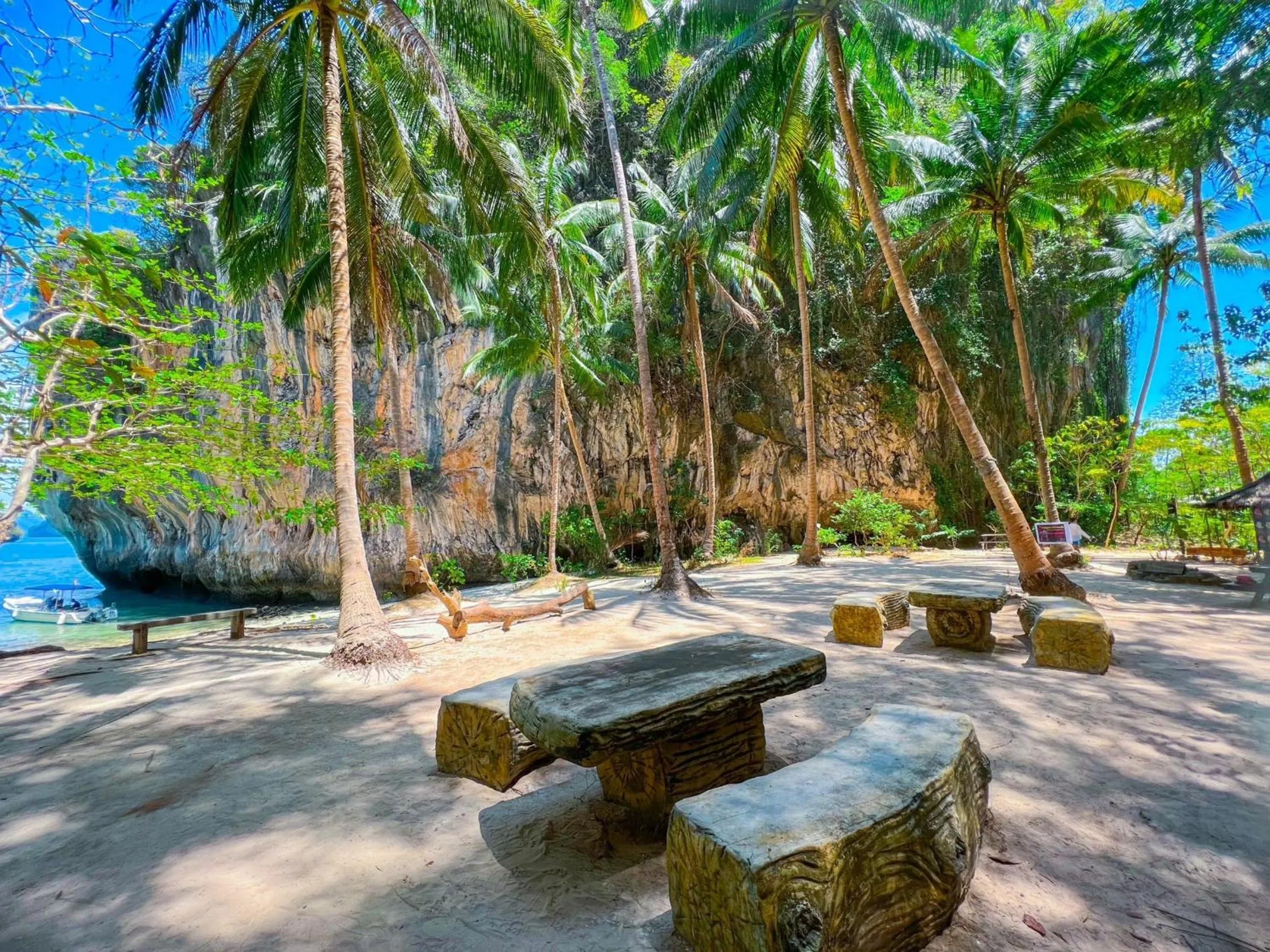 Neighbourhood in White Sand Halal House Krabi