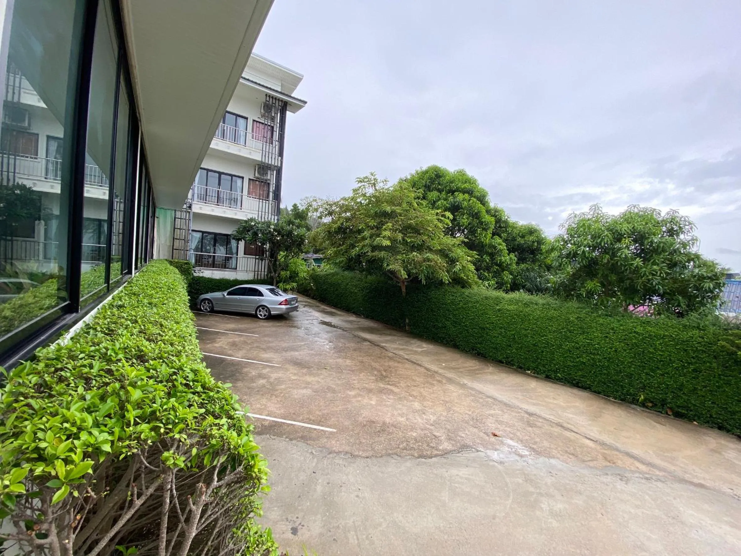 Parking in White Sand Halal House Krabi