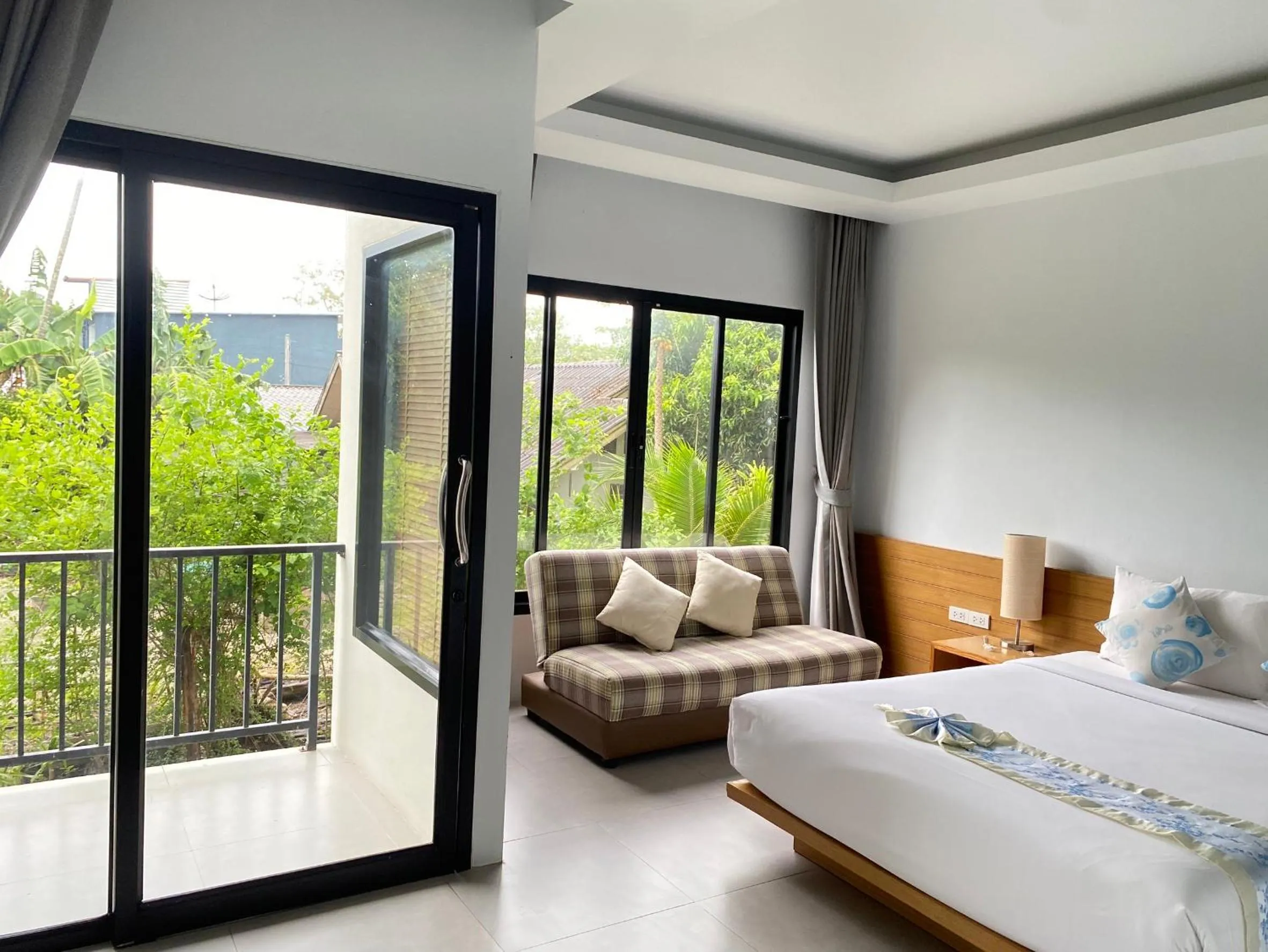 Balcony/Terrace in White Sand Halal House Krabi