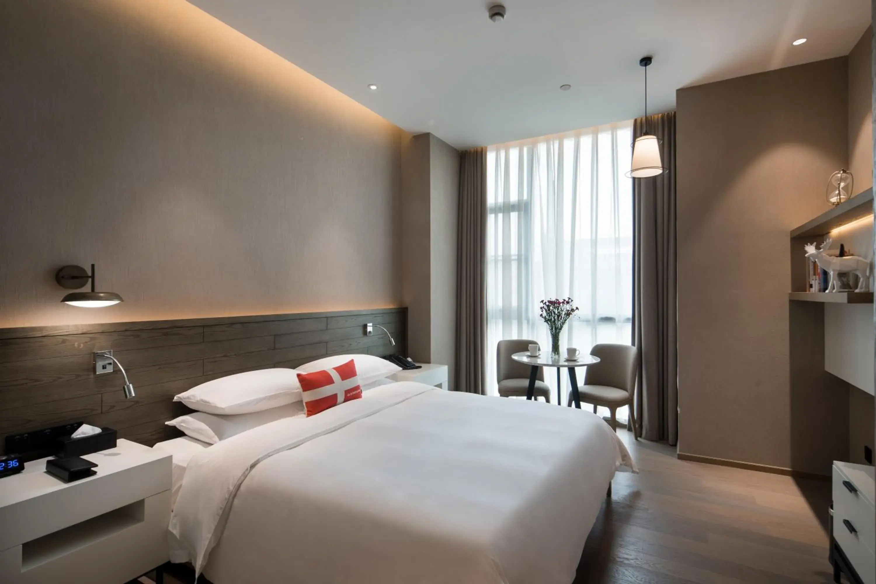 Superior Queen Room - single occupancy in Swisstouches Guangzhou Hotel Residences Superior Queen Room - single occupancy in Swisstouches Guangzhou Hotel Residences